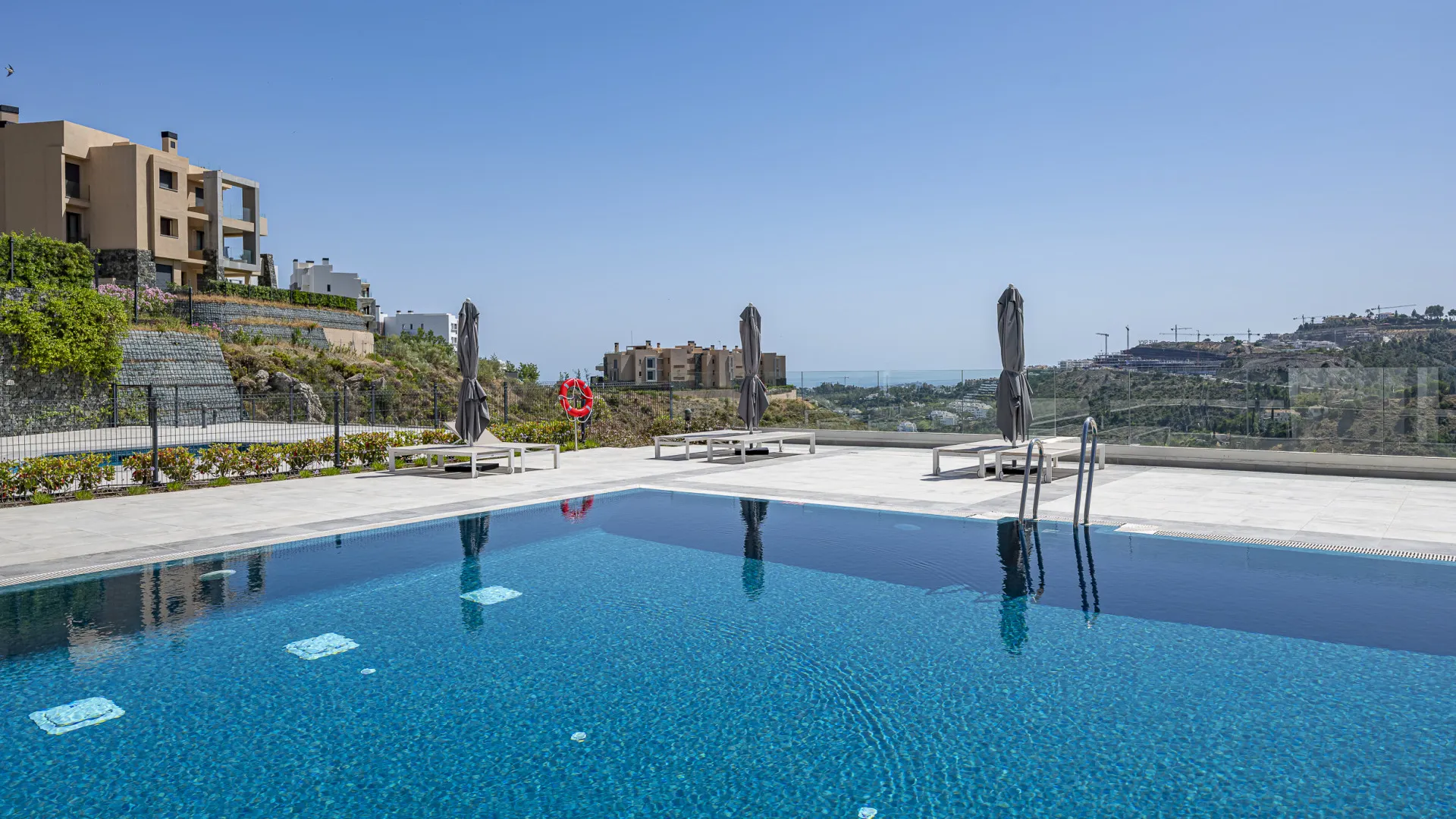 For sale apartment with 4 bedrooms in Real de La Quinta