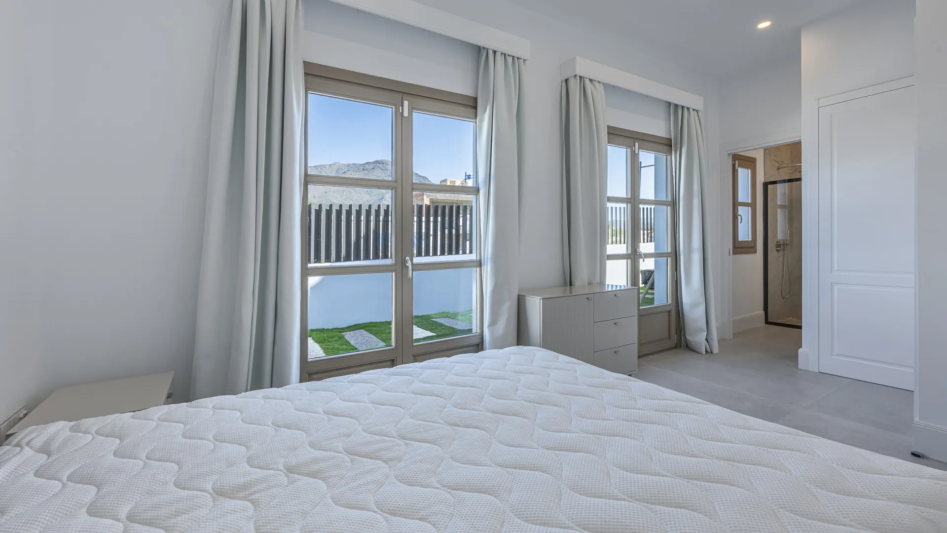 Villa en venta de 4 dormitorios en Estepona