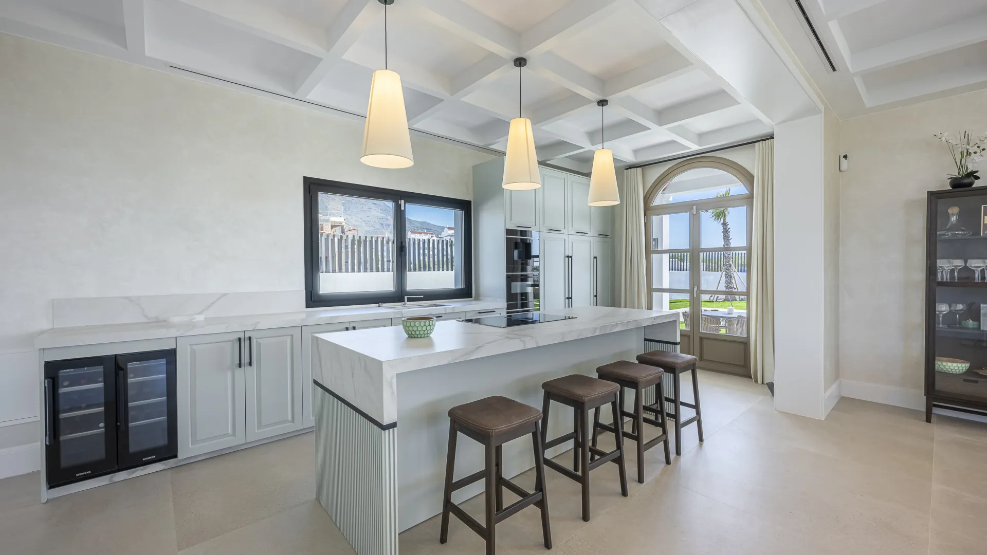 Villa en venta de 4 dormitorios en Estepona