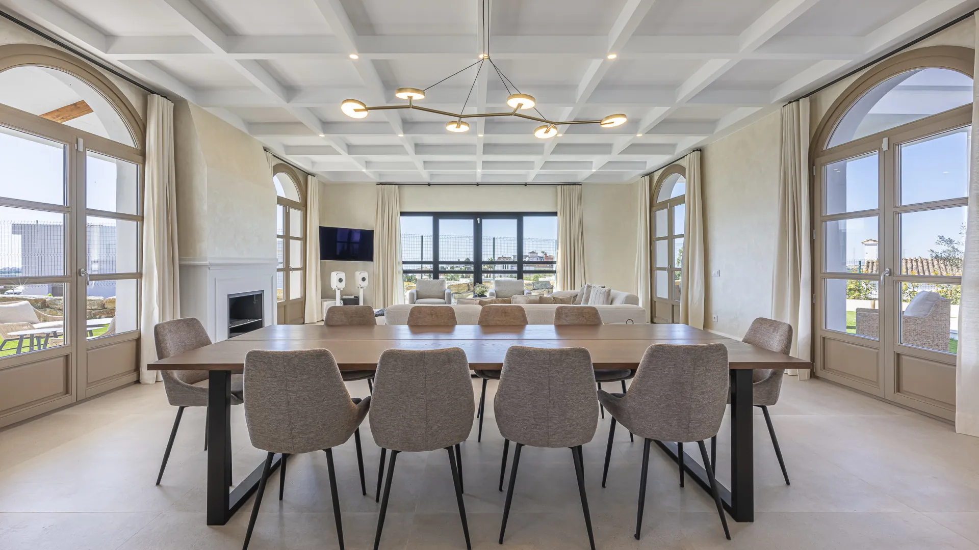 Villa en venta de 4 dormitorios en Estepona