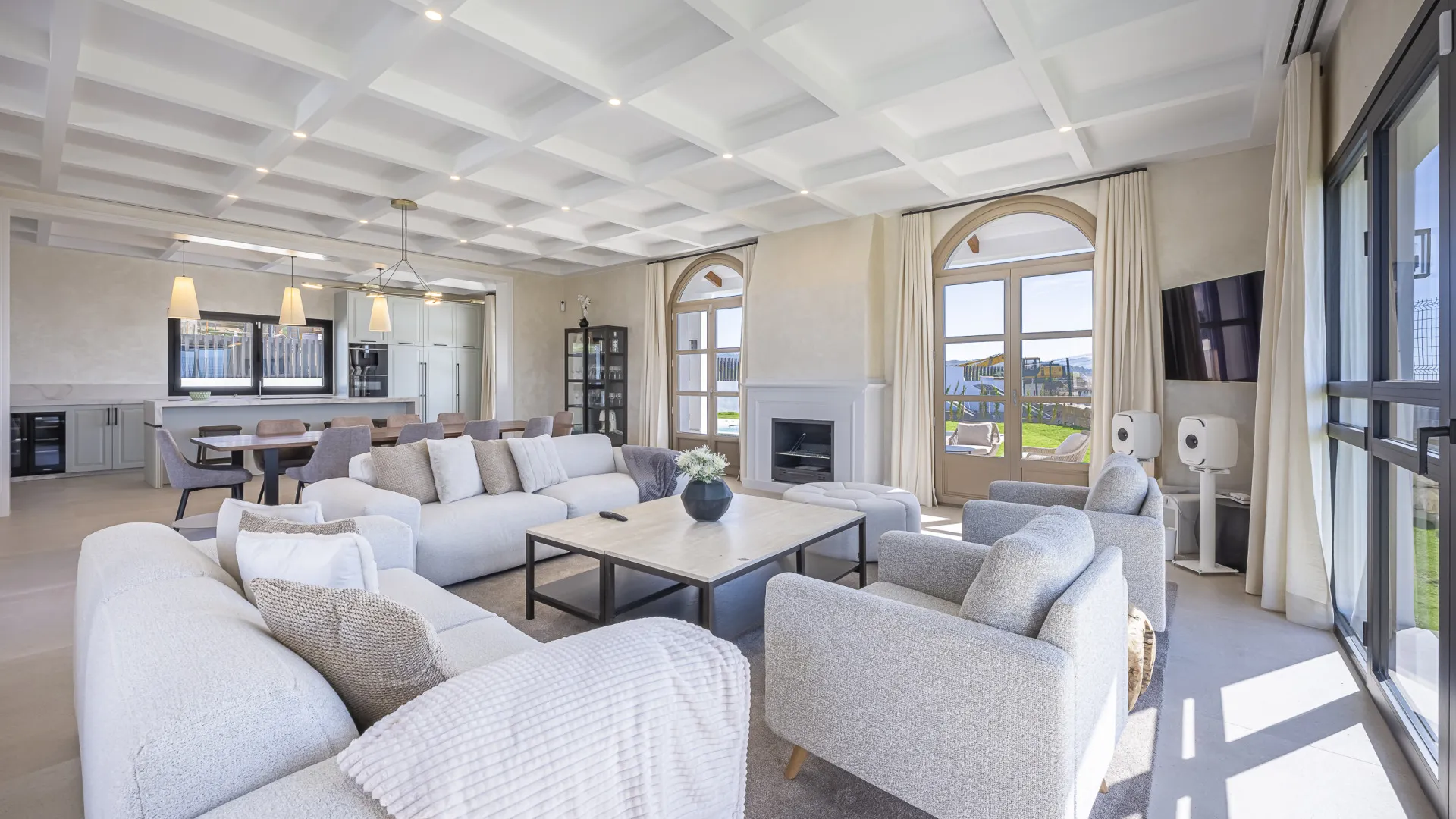 Villa en venta de 4 dormitorios en Estepona