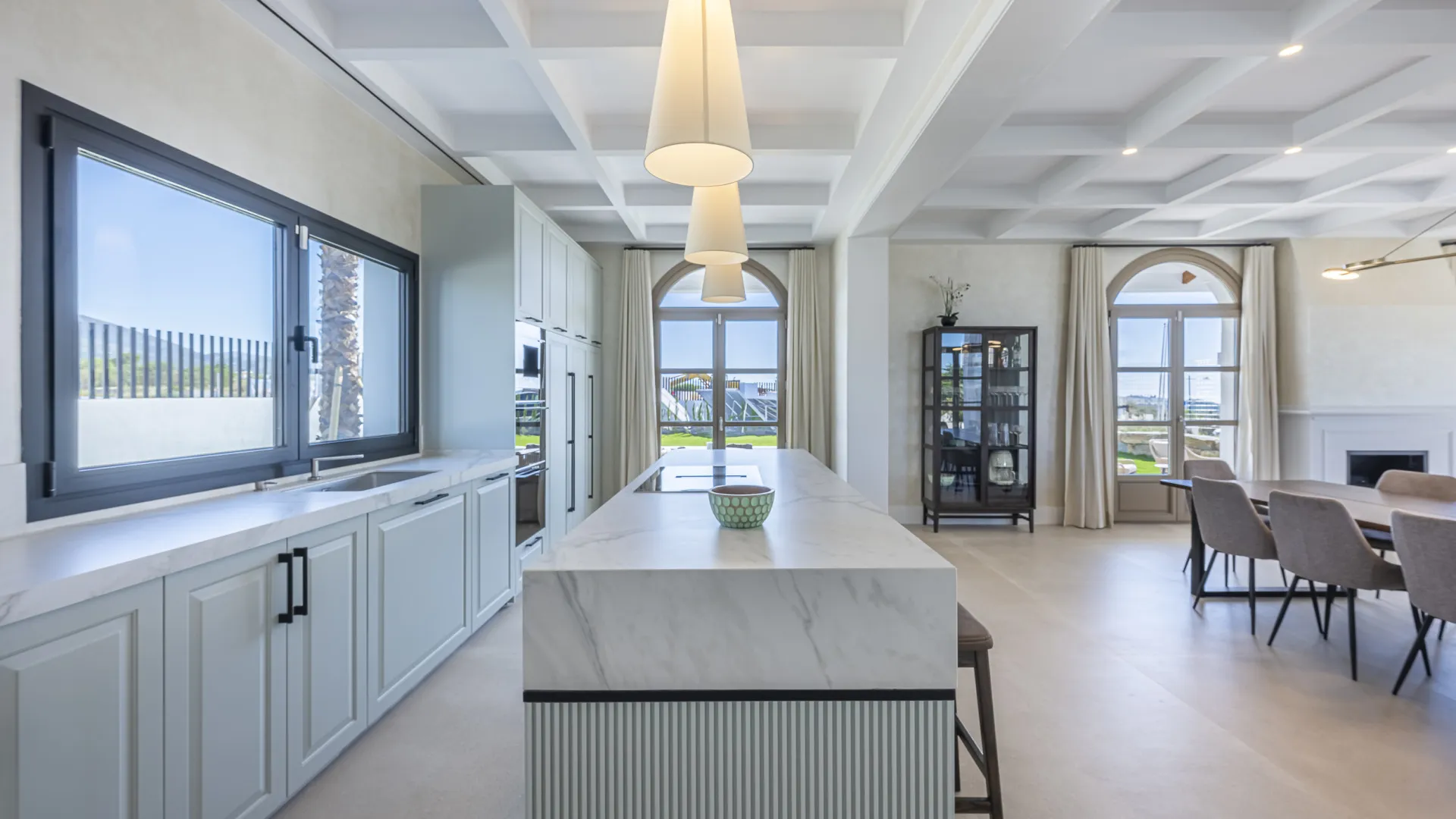 Villa en venta de 4 dormitorios en Estepona