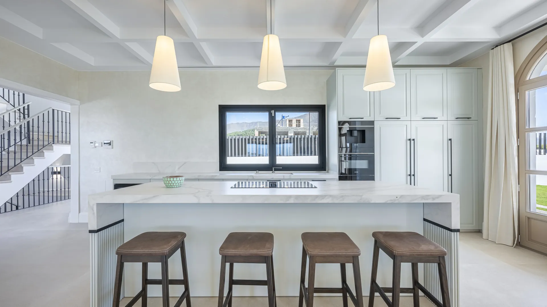 Villa en venta de 4 dormitorios en Estepona