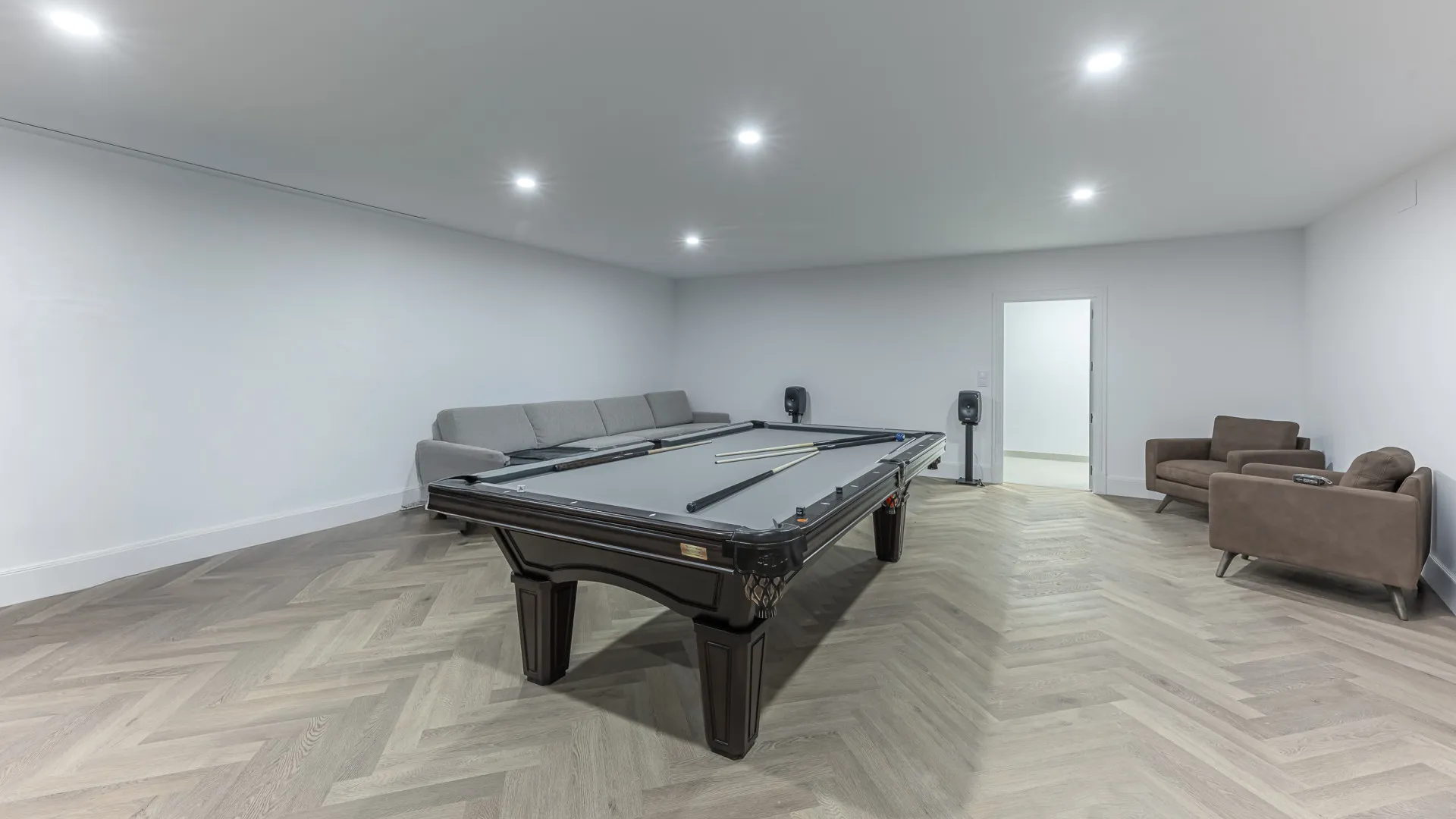 Villa en venta de 4 dormitorios en Estepona