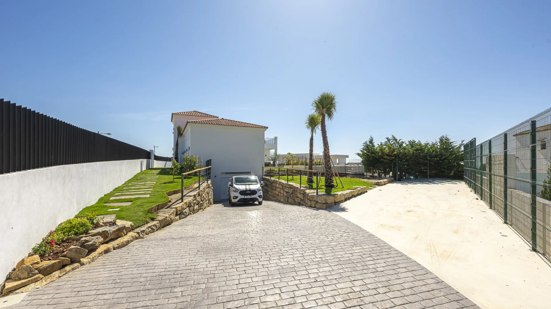 Villa en venta de 4 dormitorios en Estepona