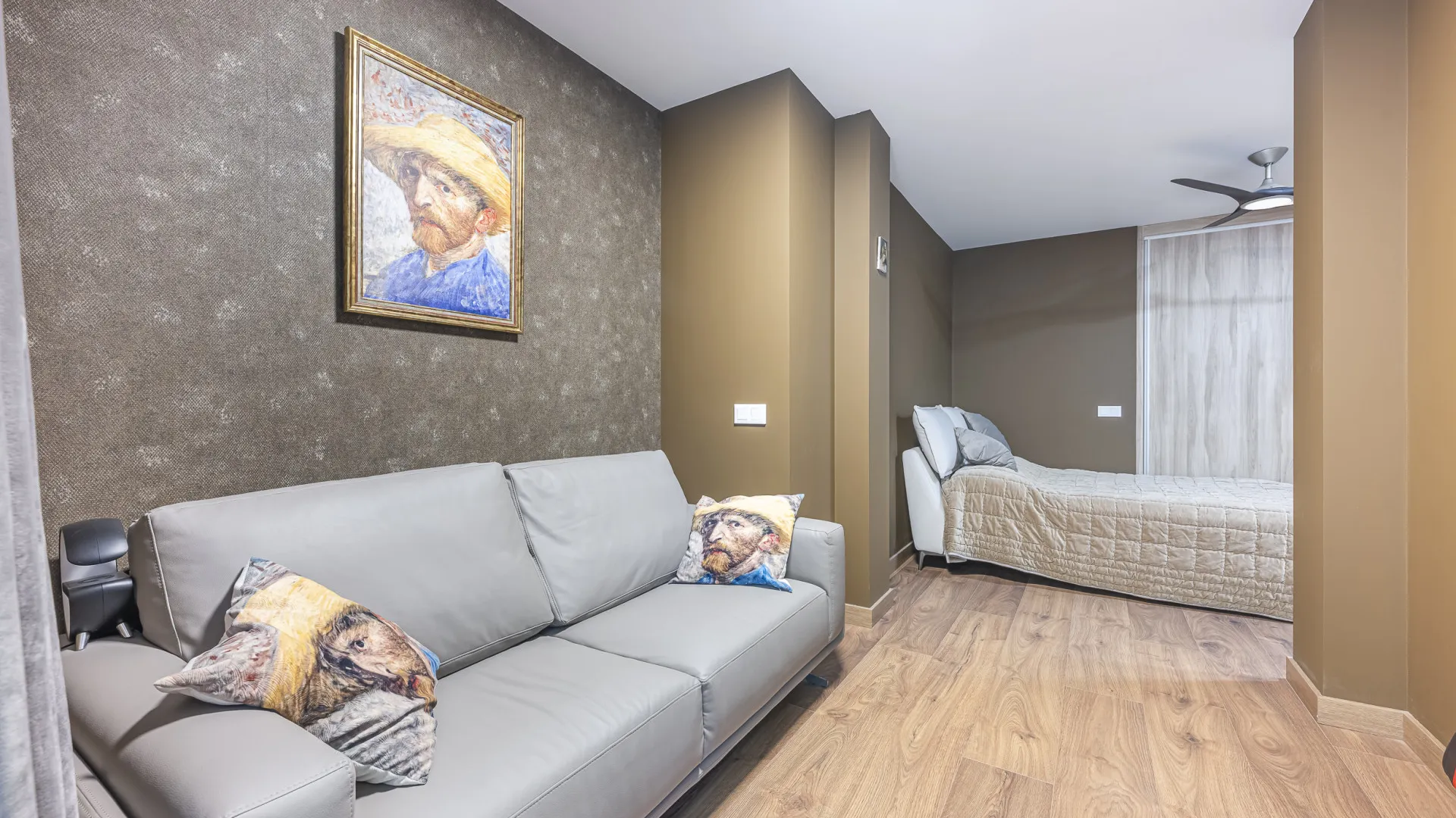 Ground floor apartment with 5 bedrooms for sale in Benahavis