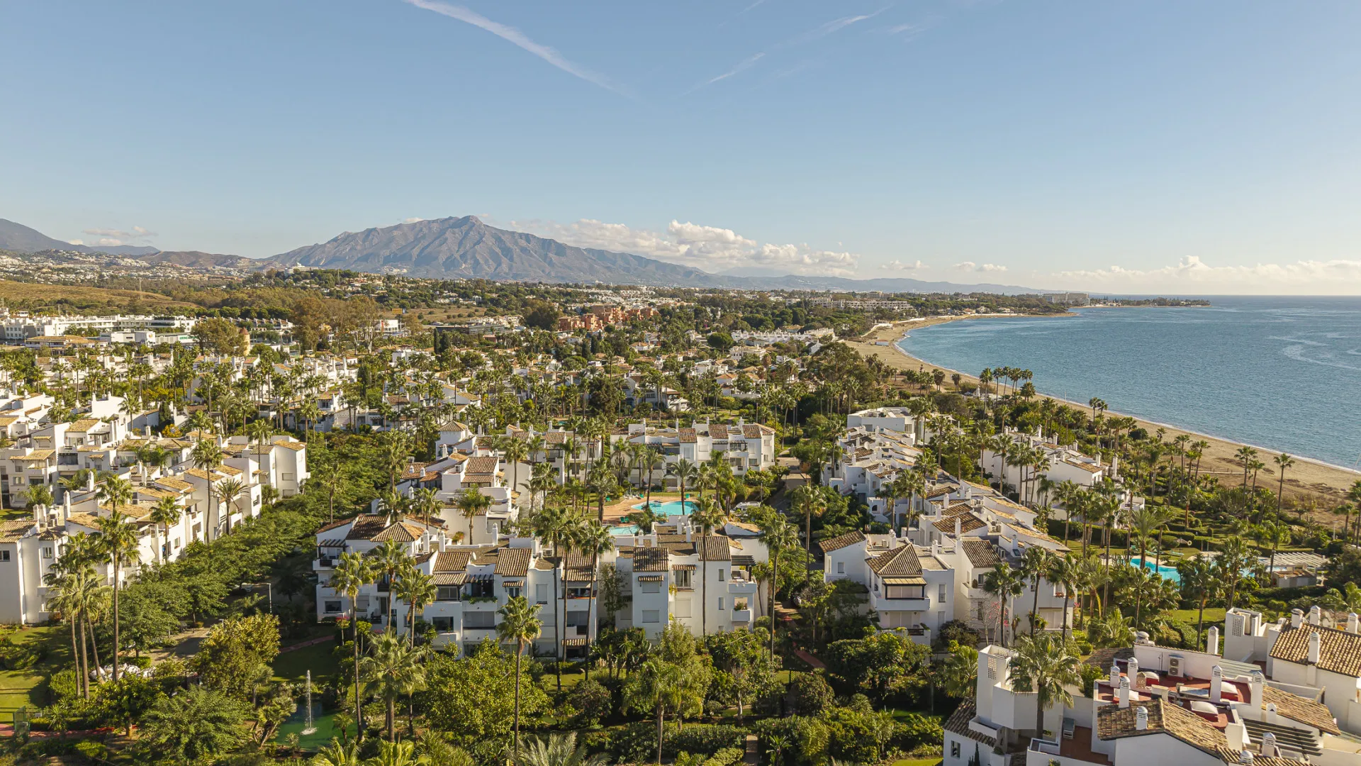 Apartamento planta baja en venta en Costalita con 3 dormitorios