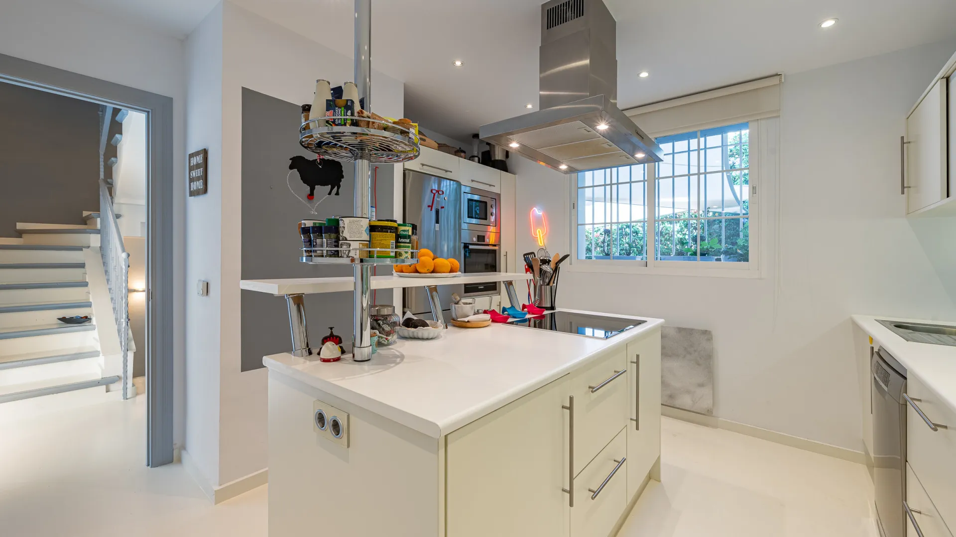 Town house for sale in Marbella Hill Club with 3 bedrooms
