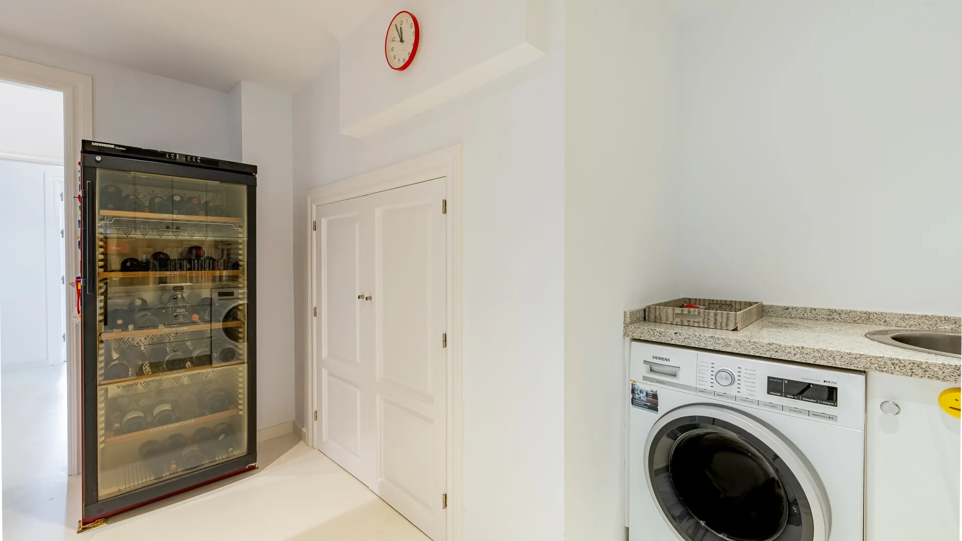 Town house for sale in Marbella Hill Club with 3 bedrooms