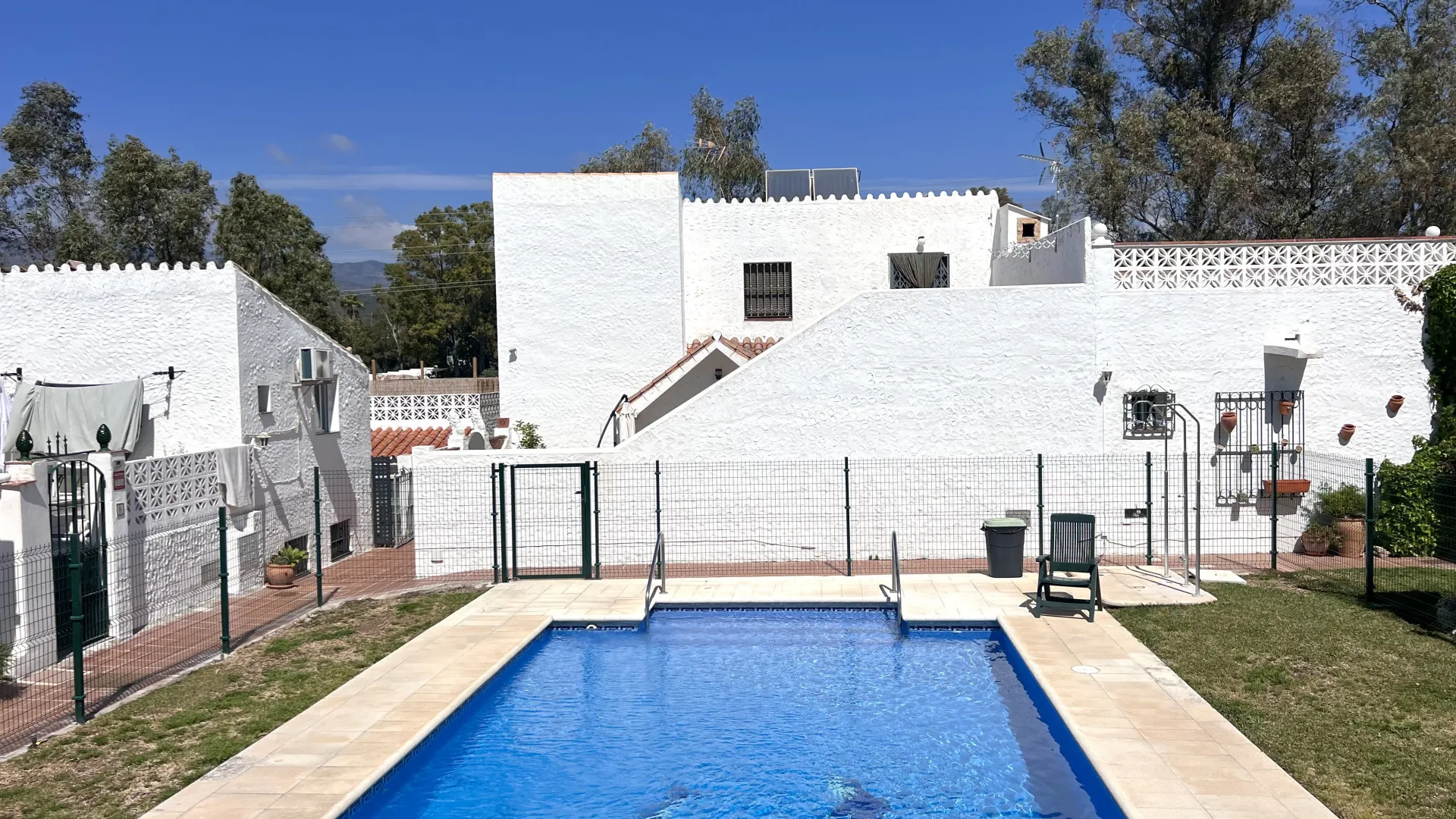 3 bedrooms town house for sale in Estepona