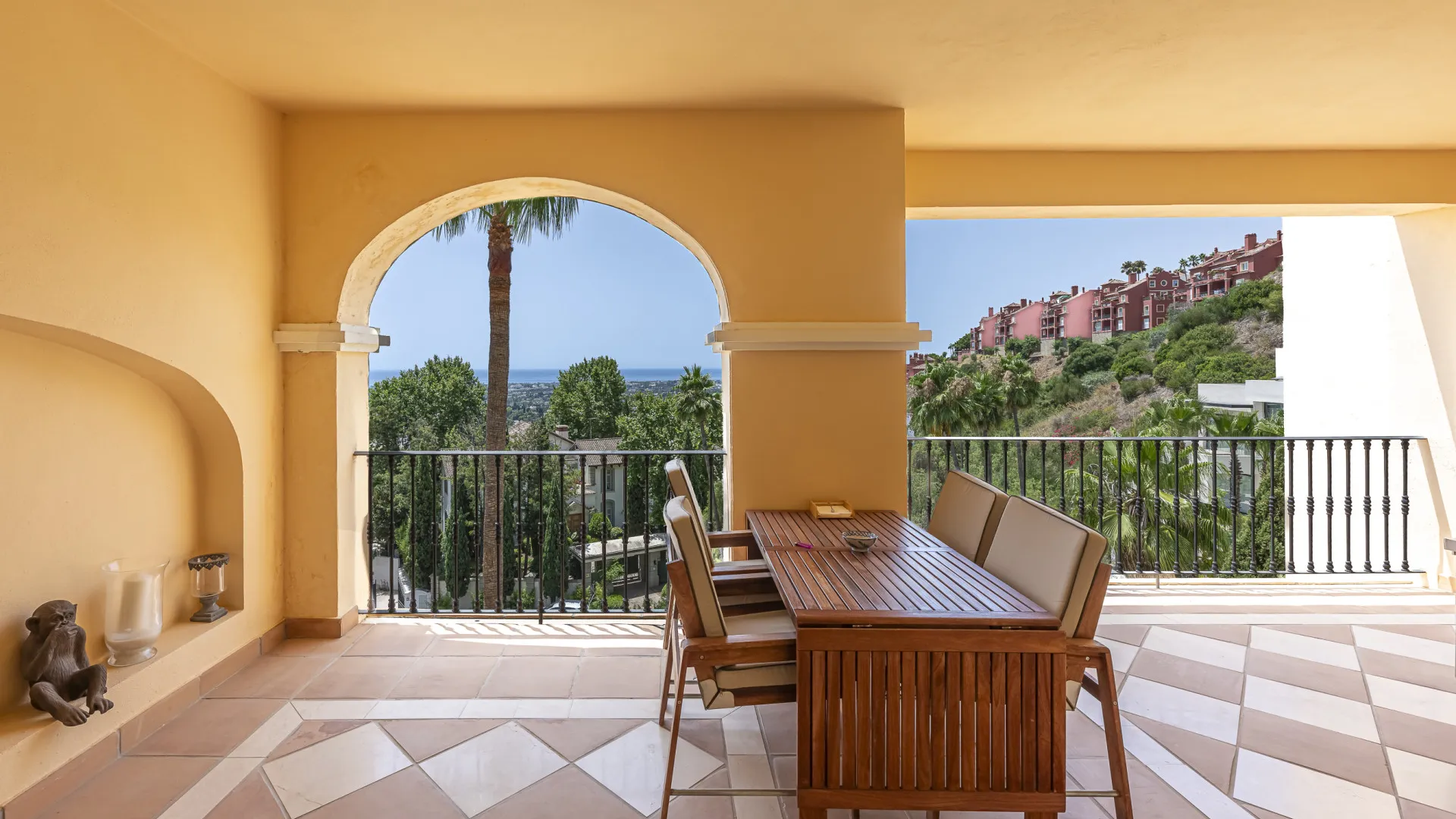 Apartment with 2 bedrooms for sale in Marbella