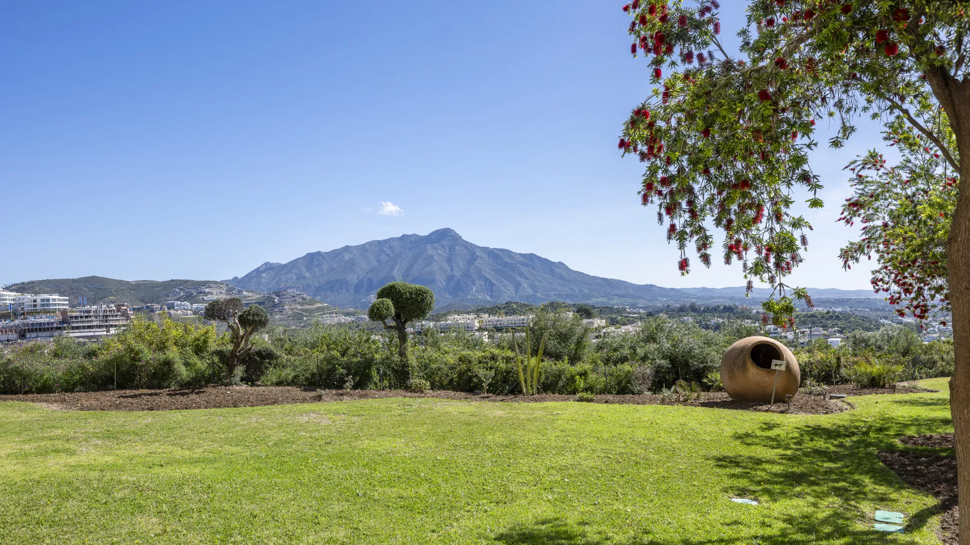 Apartment with 2 bedrooms for sale in Marbella
