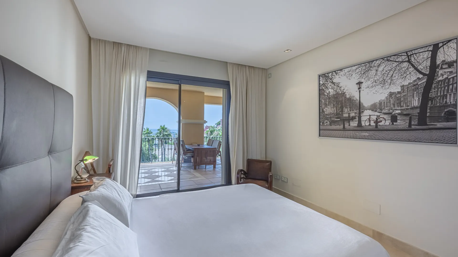 Apartment with 2 bedrooms for sale in Marbella