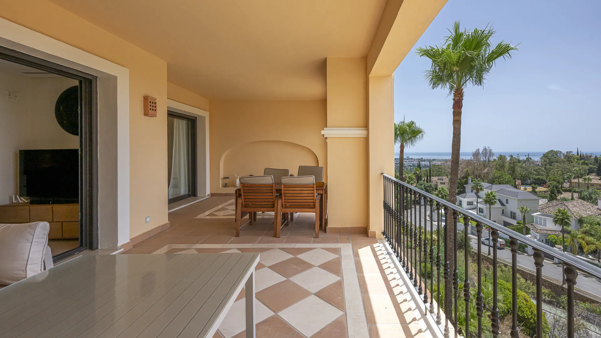 Apartment with 2 bedrooms for sale in Marbella