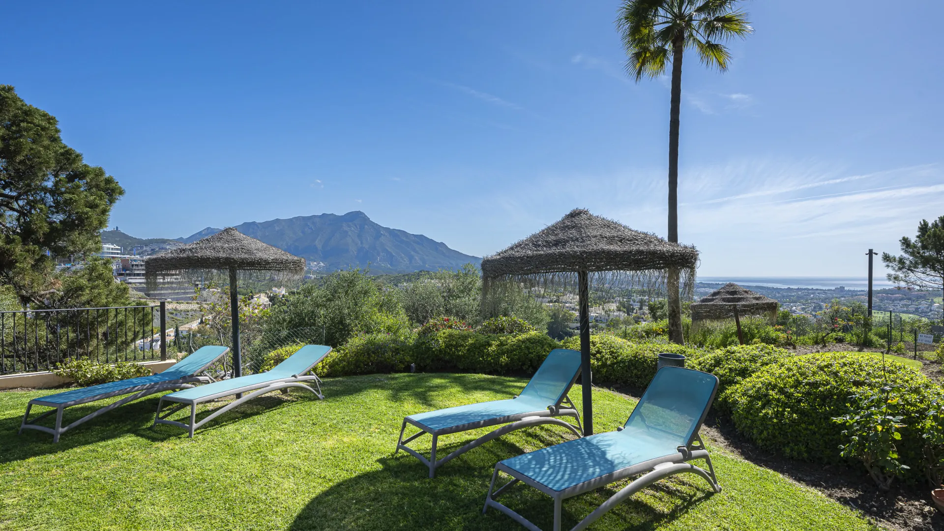 Apartment with 2 bedrooms for sale in Marbella