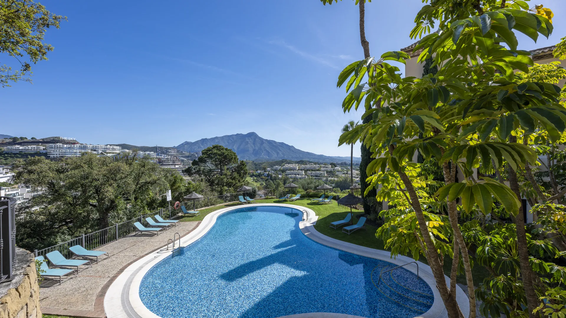 Apartment with 2 bedrooms for sale in Marbella