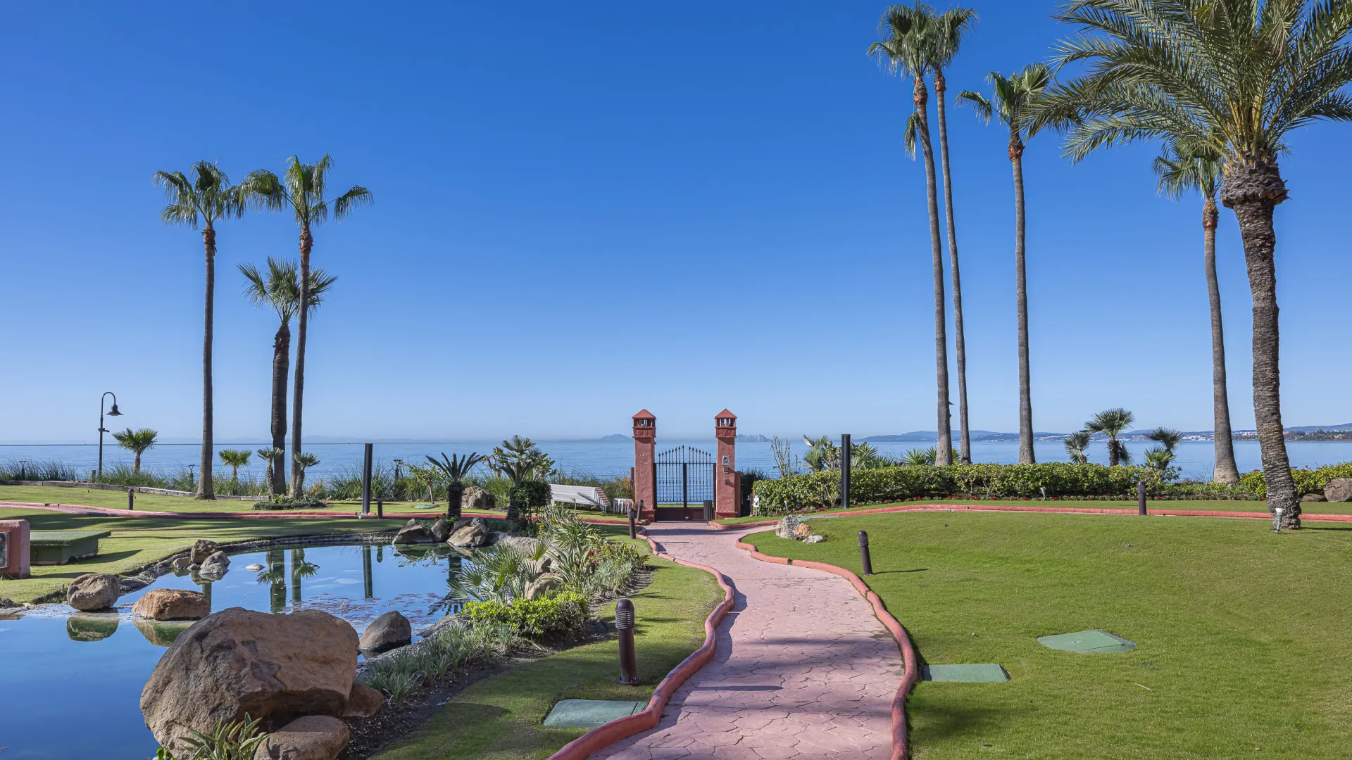 For sale Cabo Bermejo ground floor apartment with 3 bedrooms