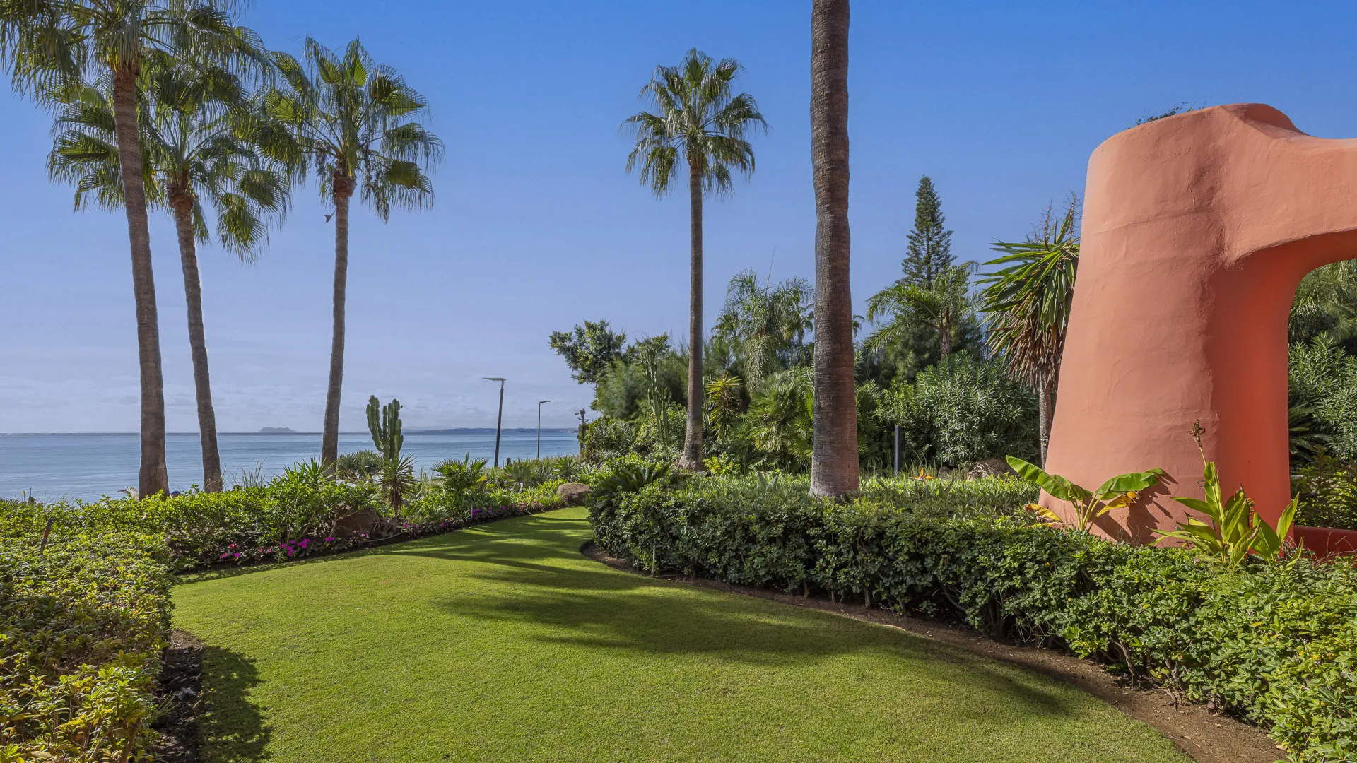 For sale Cabo Bermejo ground floor apartment with 3 bedrooms