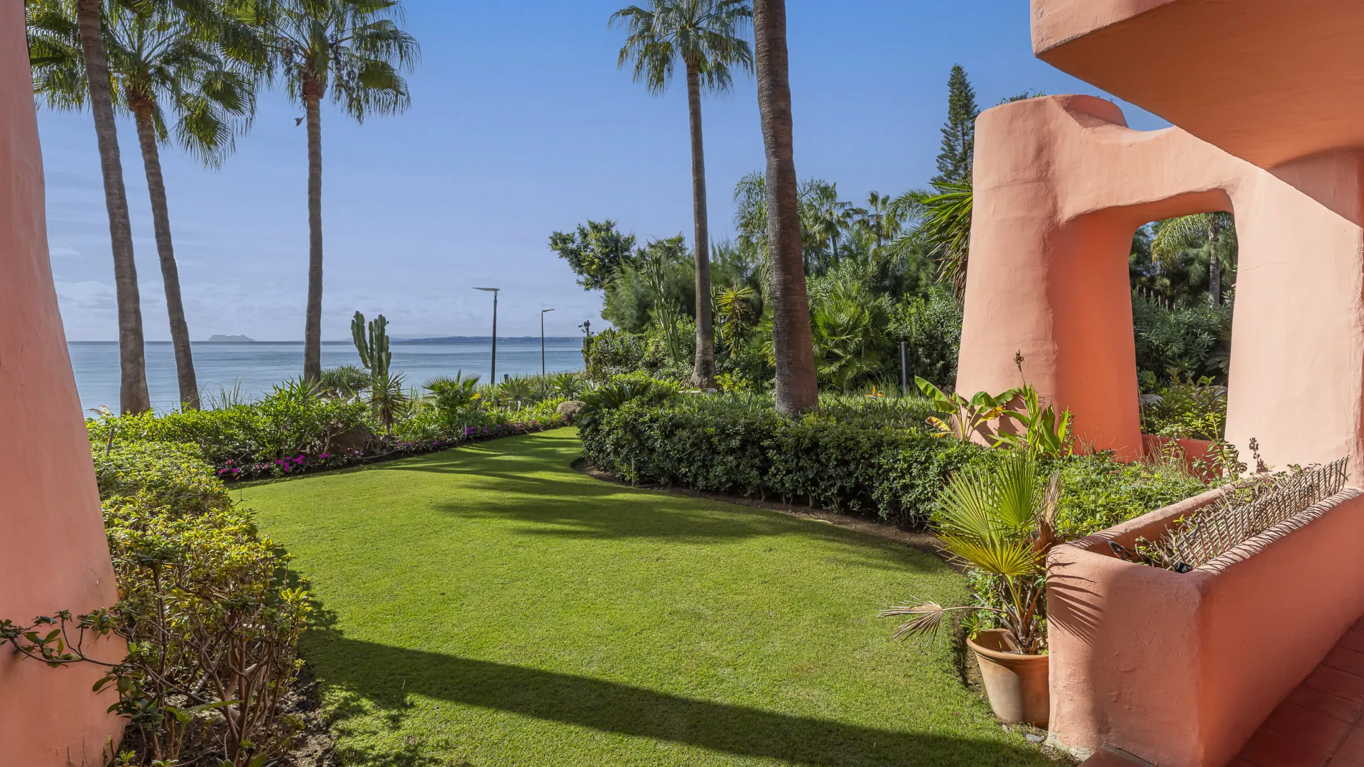 For sale Cabo Bermejo ground floor apartment with 3 bedrooms
