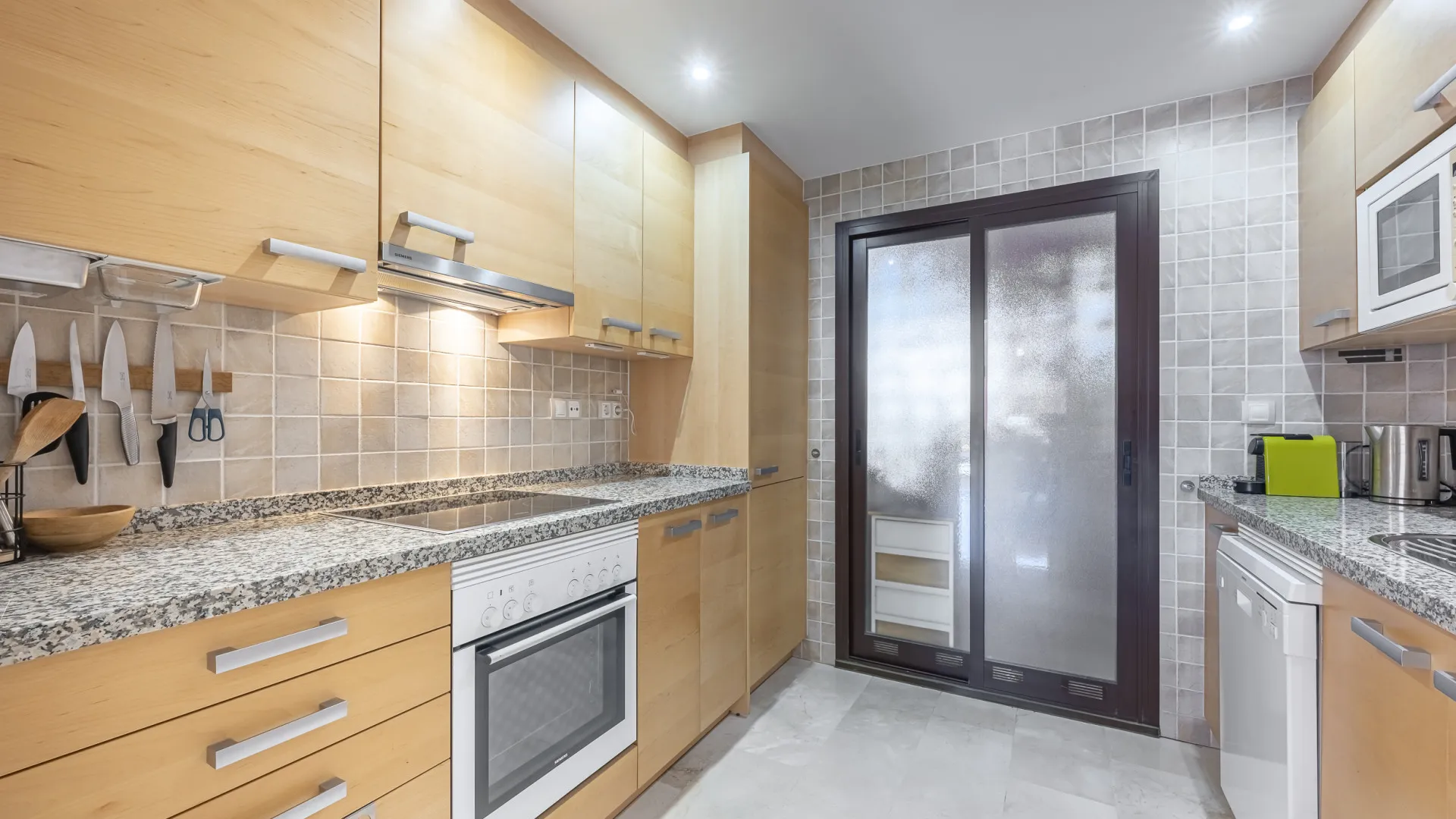 Buenas Noches 2 bedrooms ground floor apartment for sale