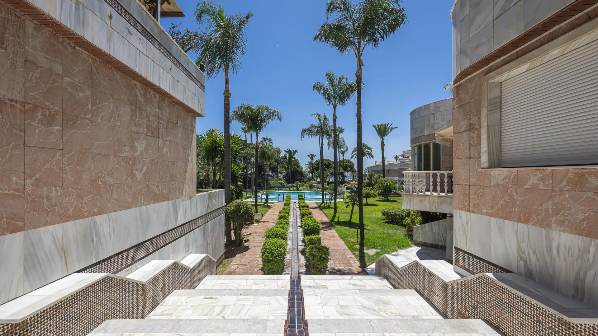Buy Marbella - Puerto Banus apartment