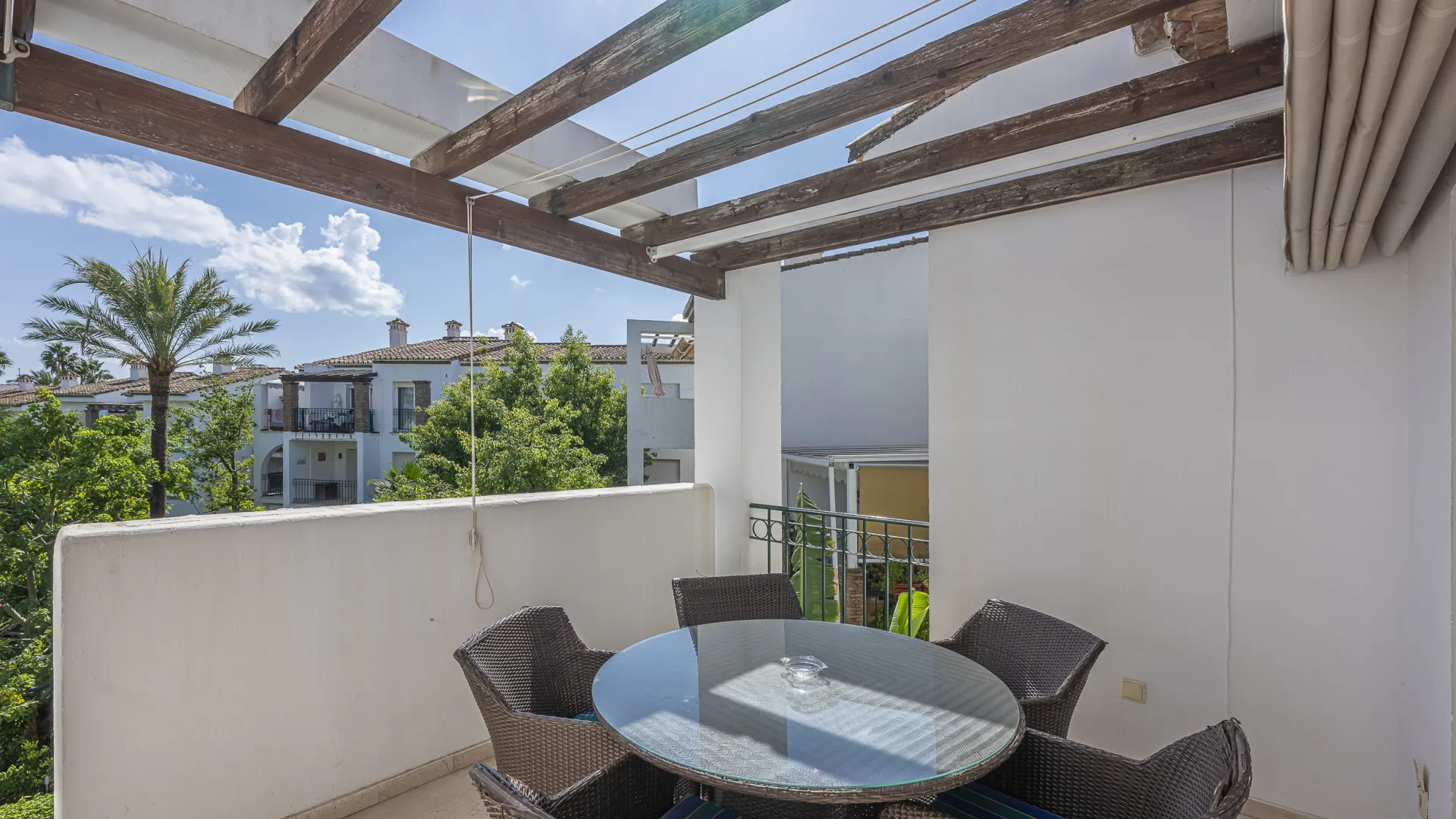 Ático en venta de 3 dormitorios en Estepona