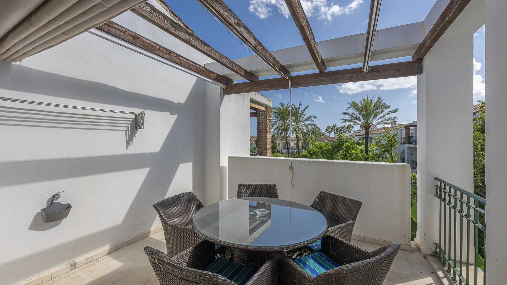 Ático en venta de 3 dormitorios en Estepona