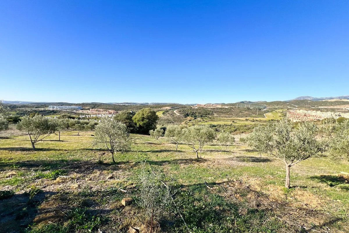 Buy Estepona 4 bedrooms villa