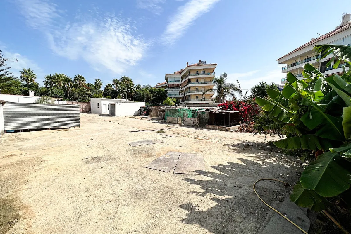 Se vende parcela residencial en Sabinillas