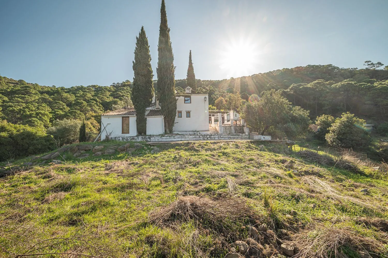 Se vende casa de campo en Altos de Estepona de 4 dormitorios