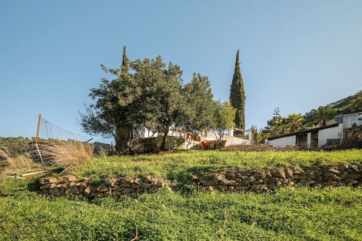 Se vende casa de campo en Altos de Estepona de 4 dormitorios