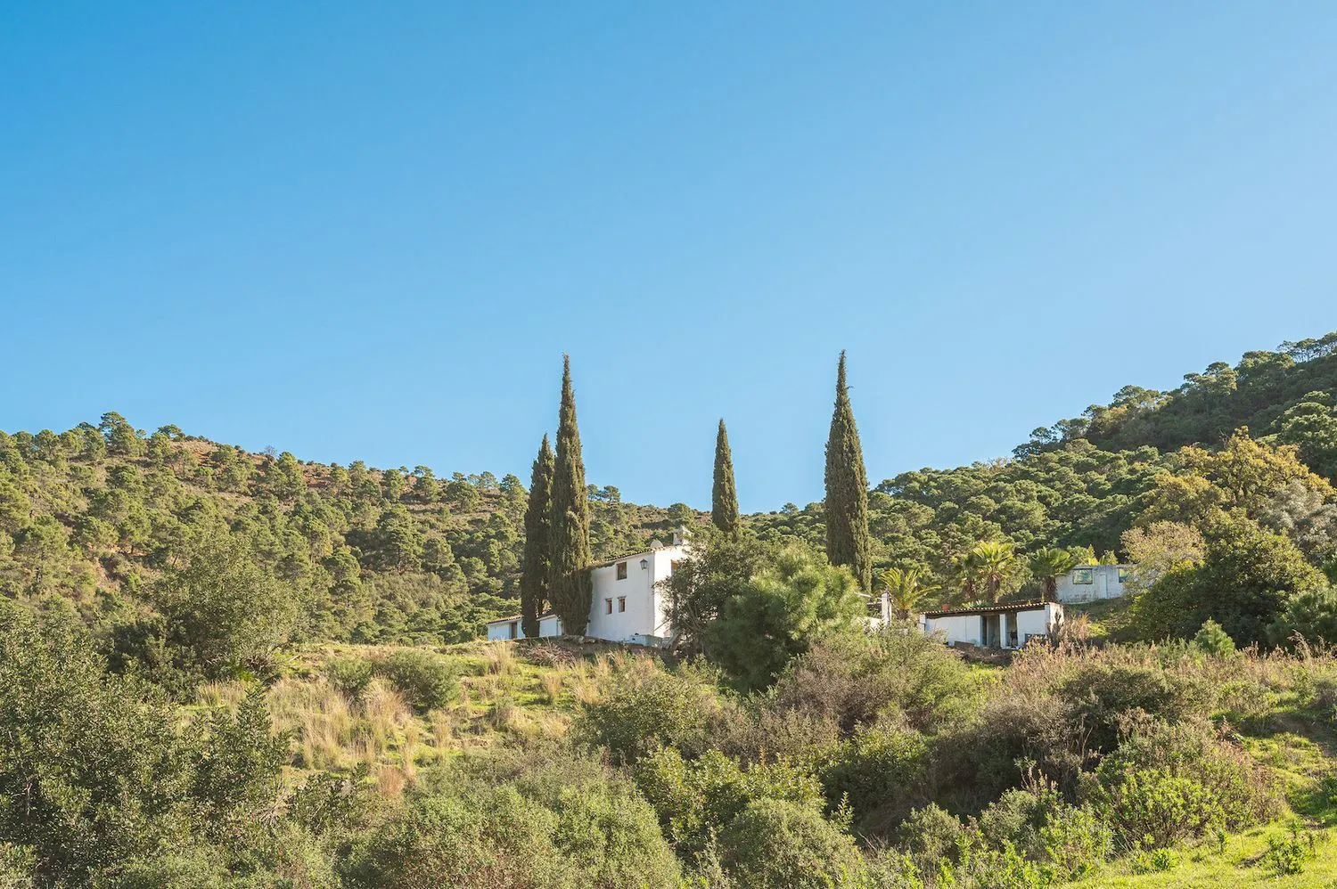 Se vende casa de campo en Altos de Estepona de 4 dormitorios