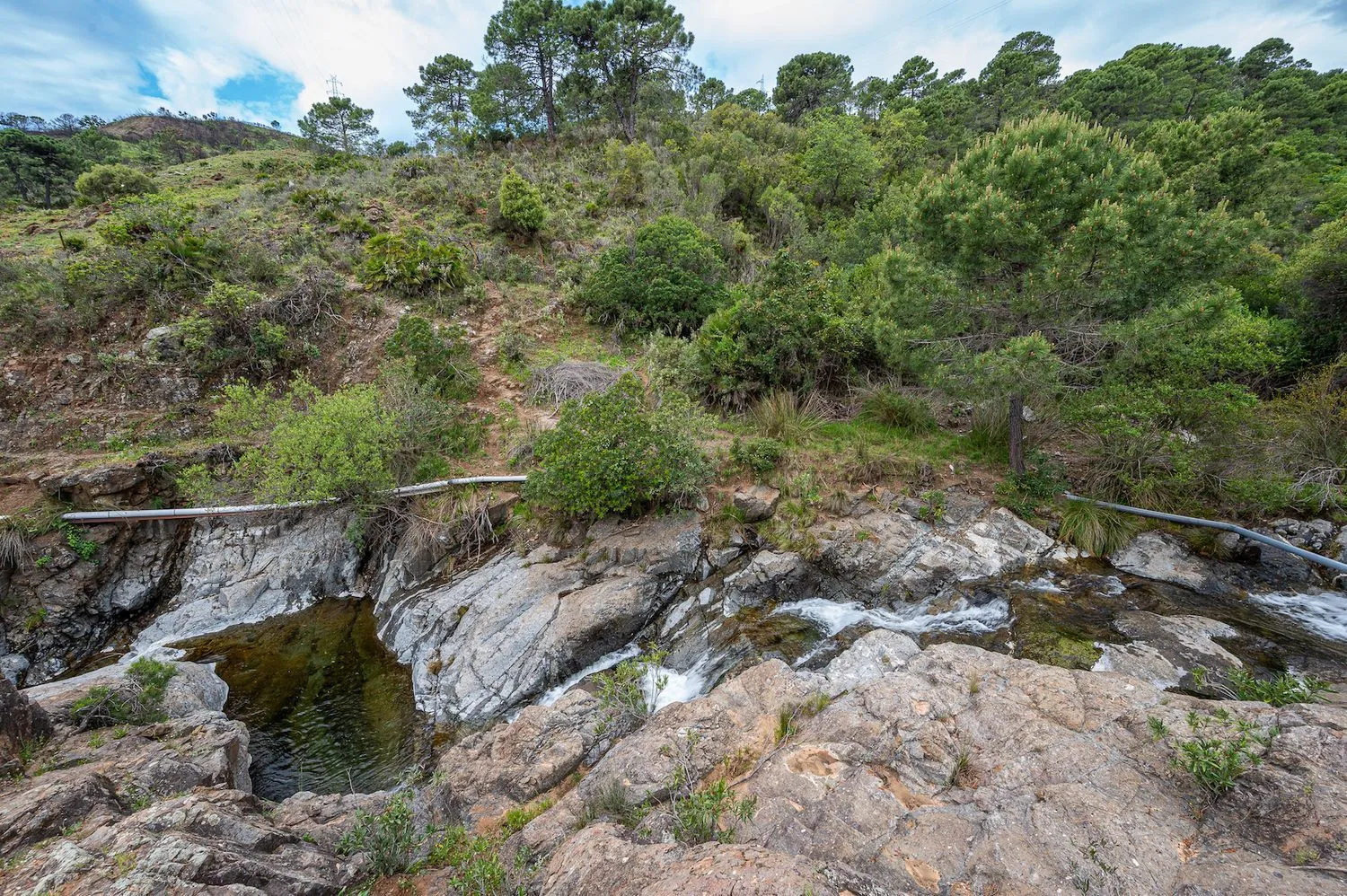 Se vende casa de campo en Altos de Estepona de 4 dormitorios
