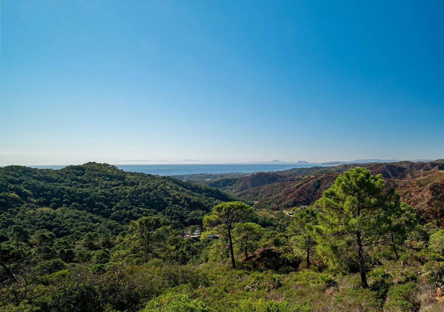 Se vende casa de campo en Altos de Estepona de 4 dormitorios