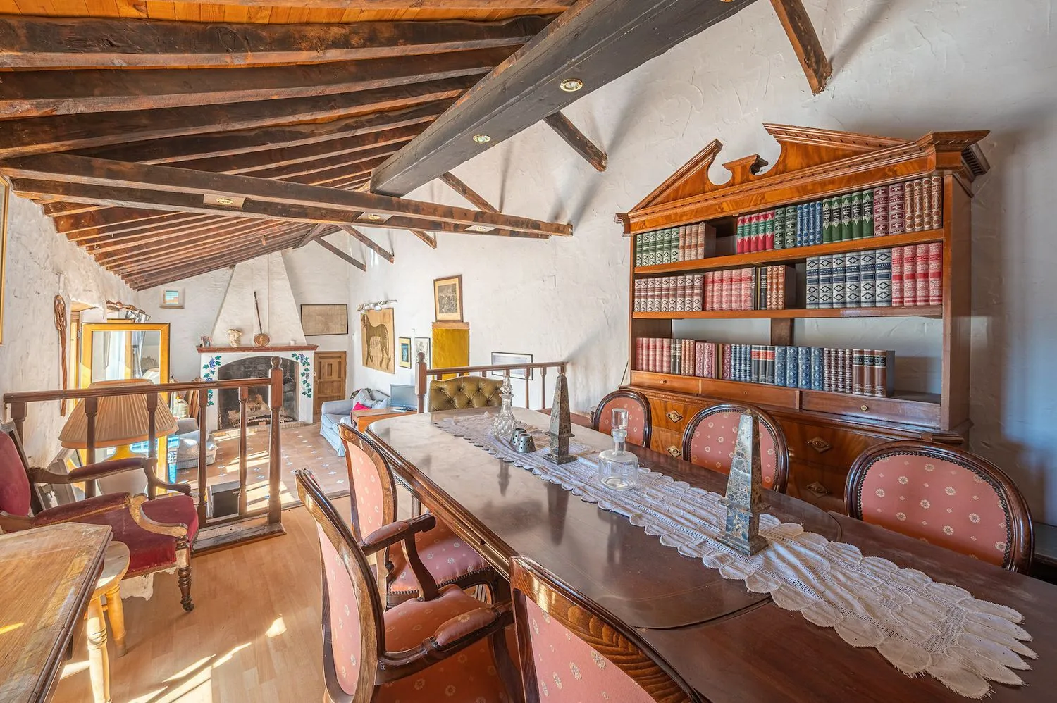 Se vende casa de campo en Altos de Estepona de 4 dormitorios
