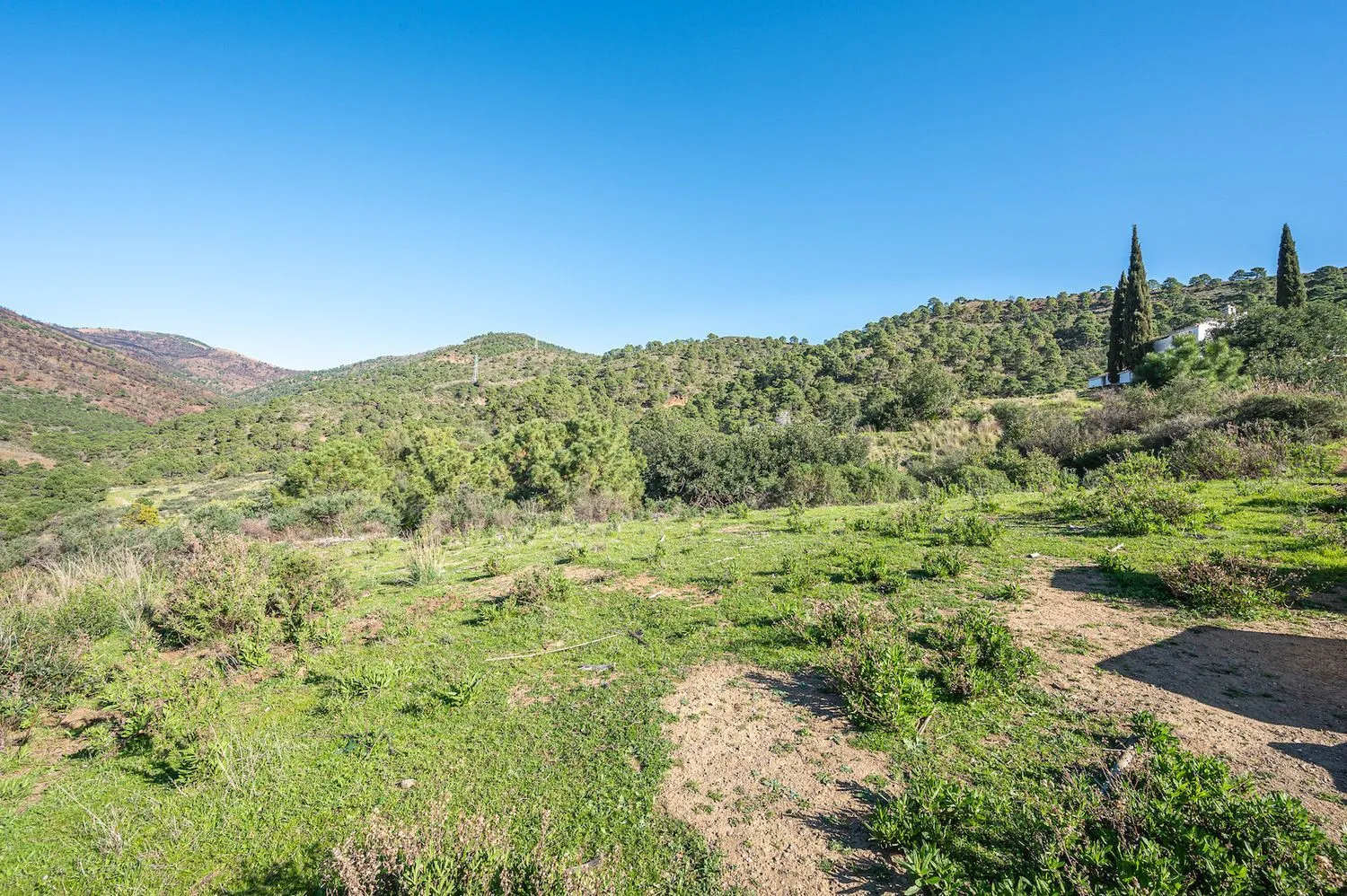 Se vende casa de campo en Altos de Estepona de 4 dormitorios
