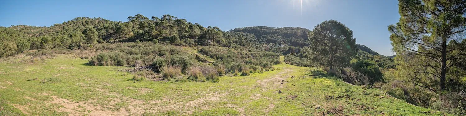 Se vende casa de campo en Altos de Estepona de 4 dormitorios