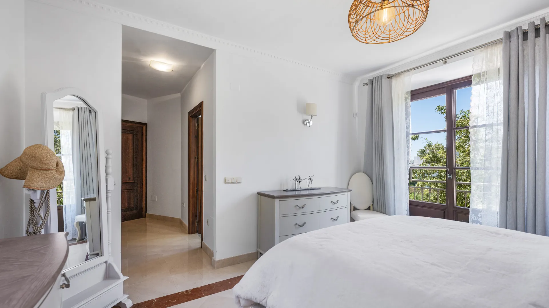 For sale villa in La Resina Golf