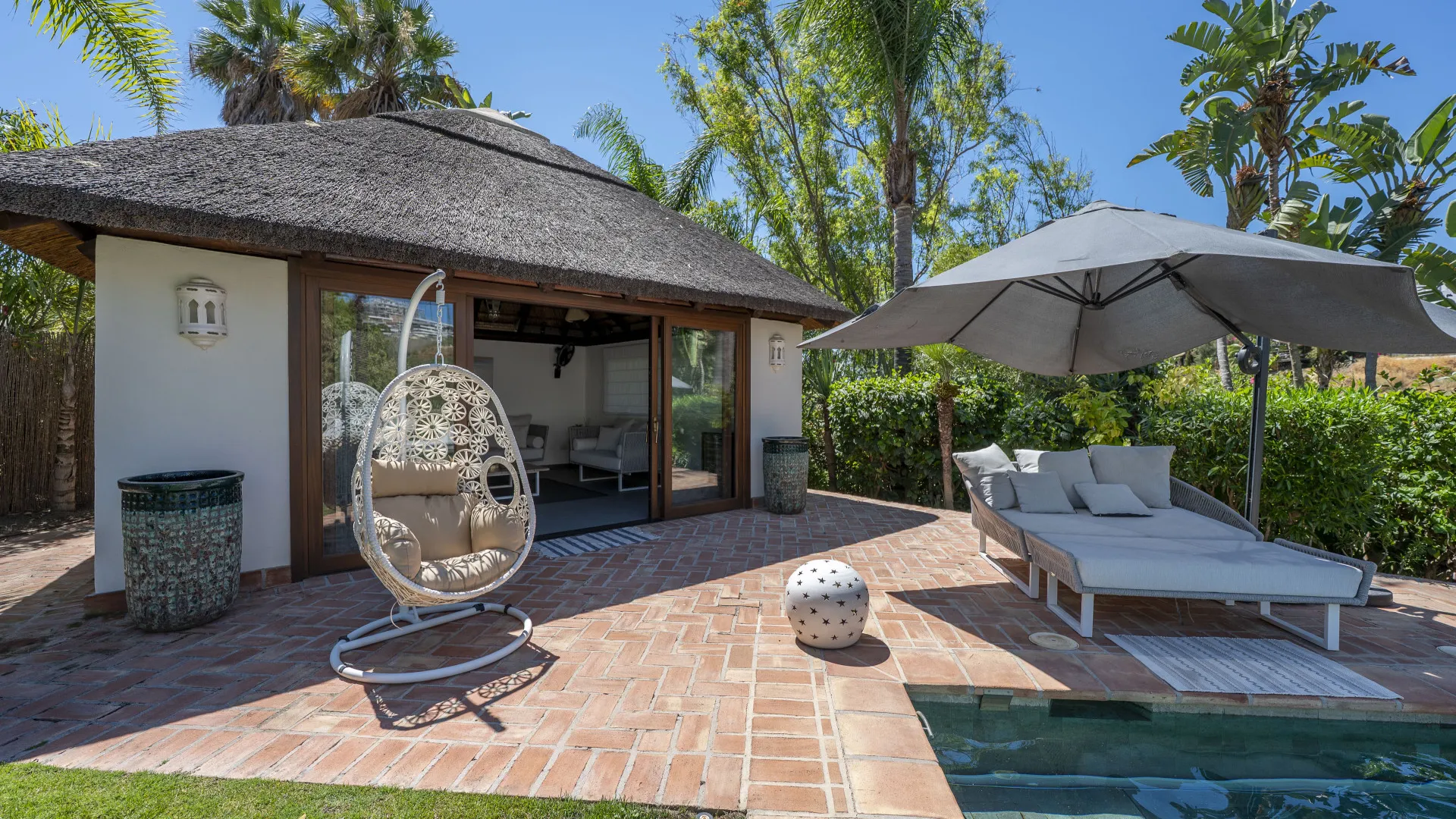 For sale villa in La Resina Golf