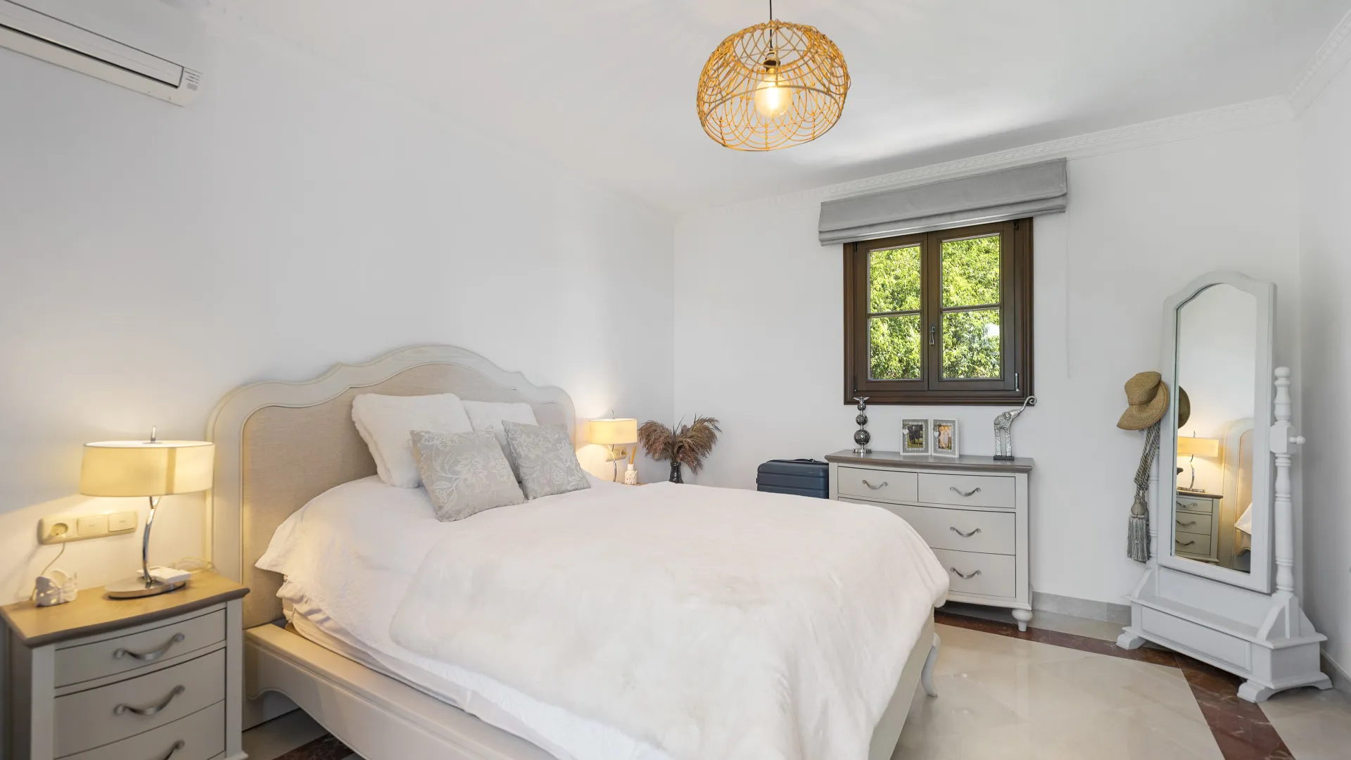 For sale villa in La Resina Golf