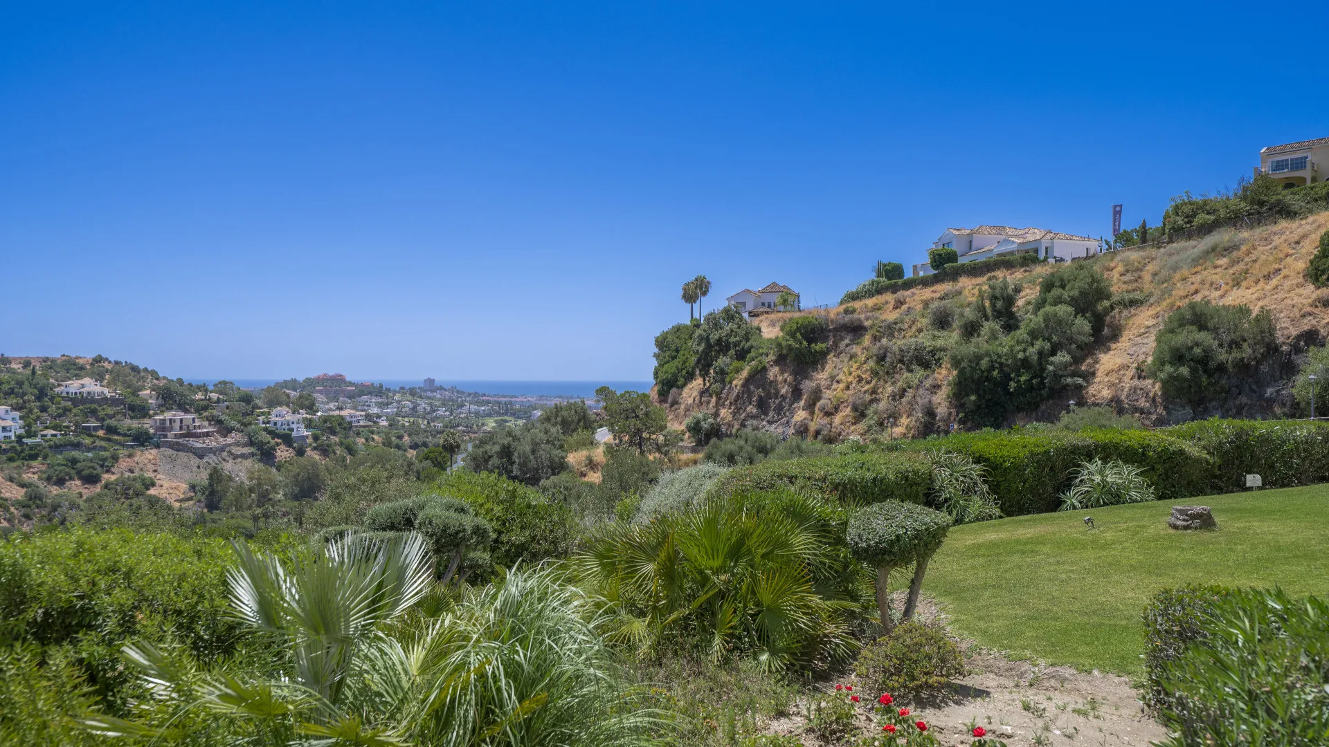 Apartamento planta baja con 3 dormitorios en venta en Altos de La Quinta