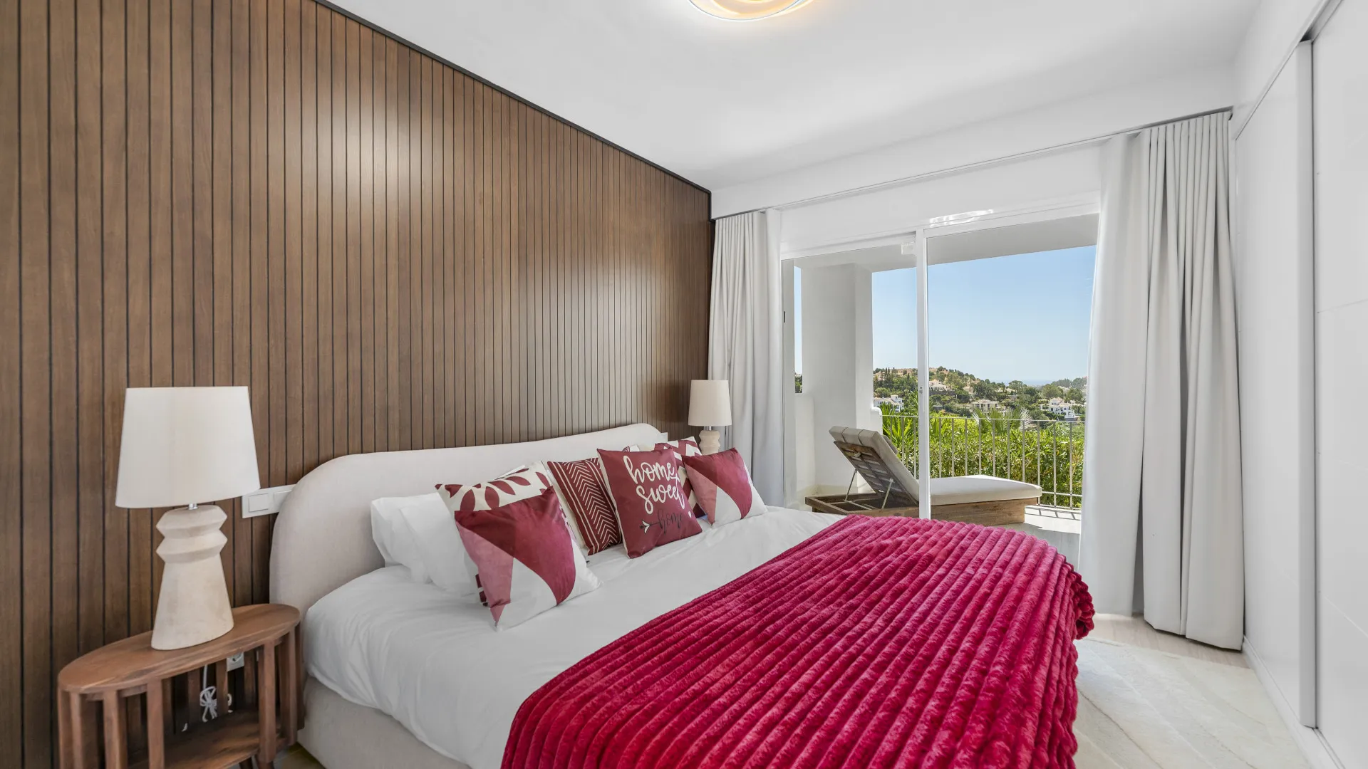 Apartamento planta baja con 3 dormitorios en venta en Altos de La Quinta