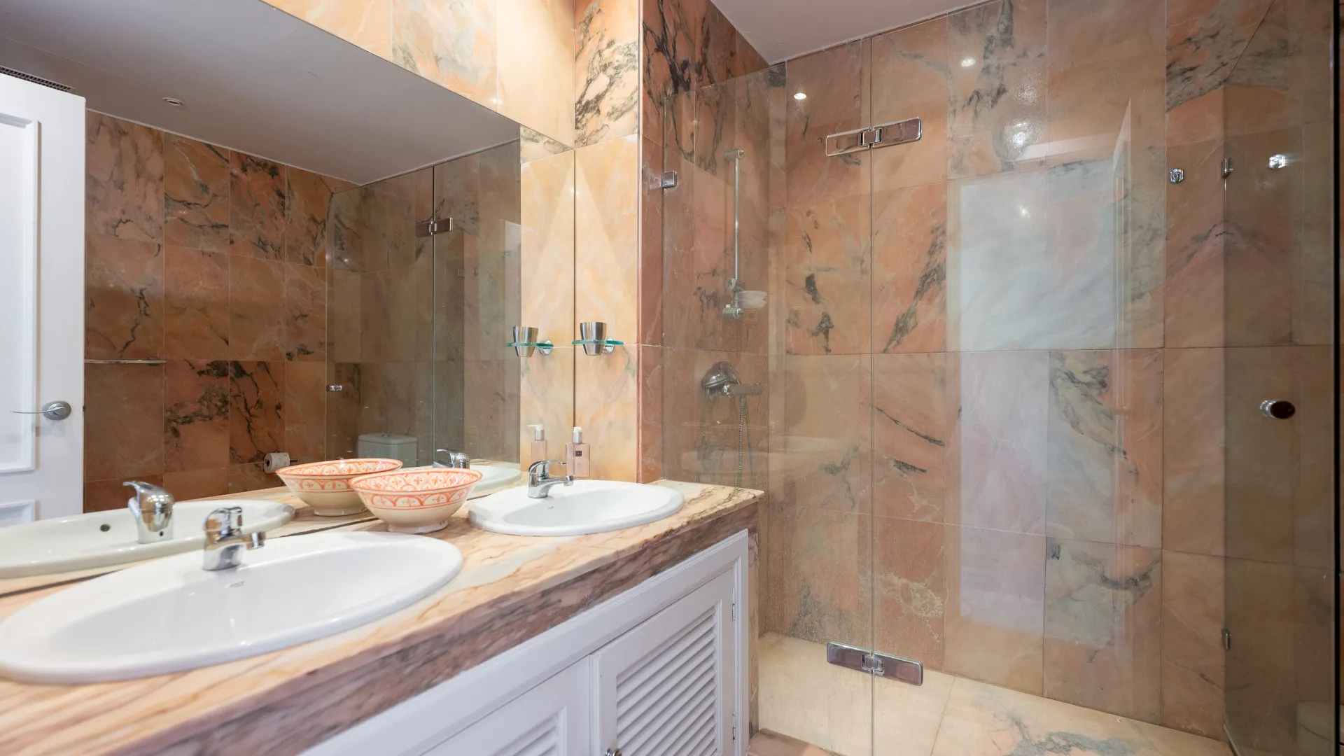 Duplex penthouse for sale in Country Club Las Brisas