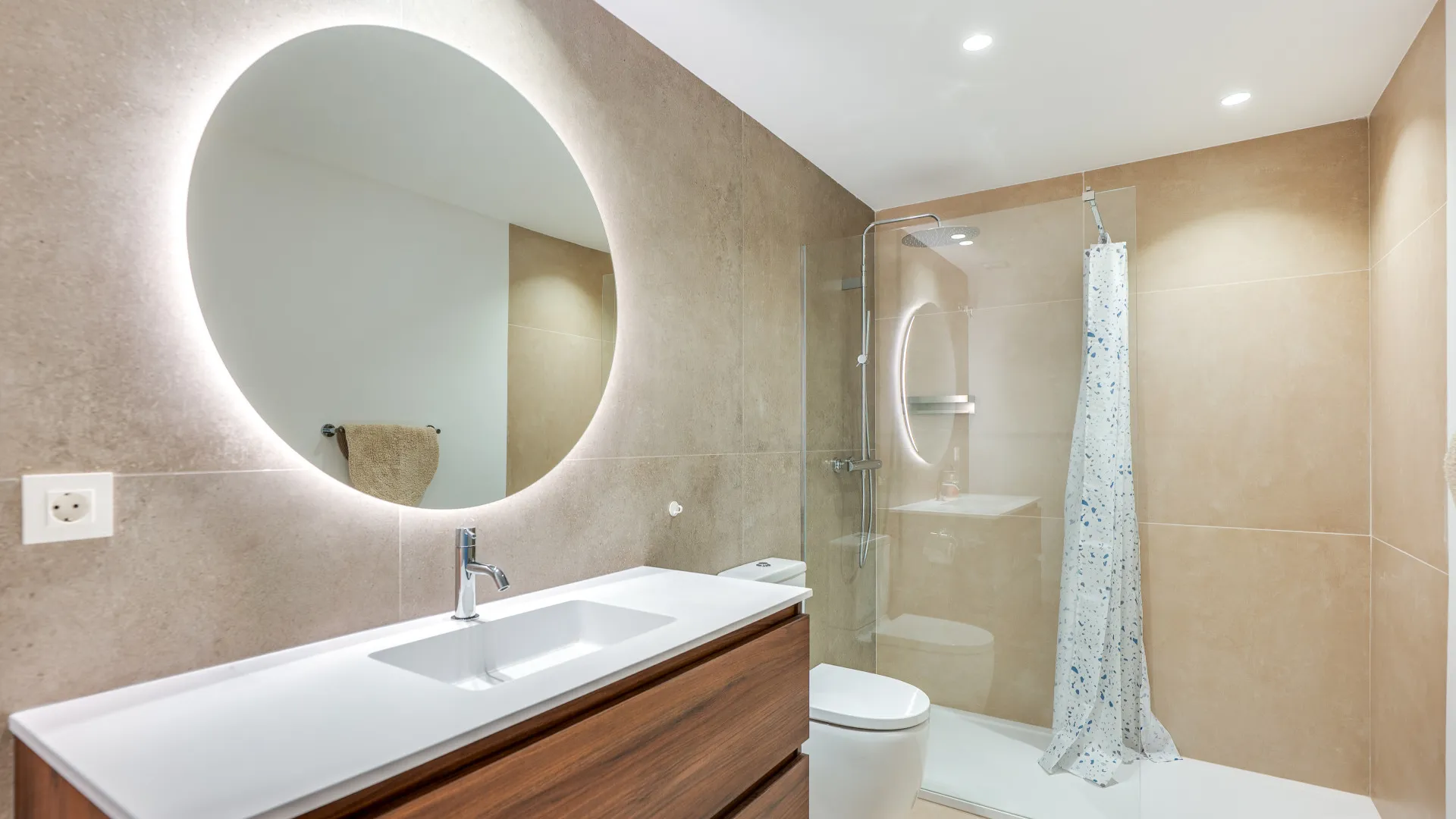 4 bedrooms duplex penthouse in Guadalmina Alta for sale