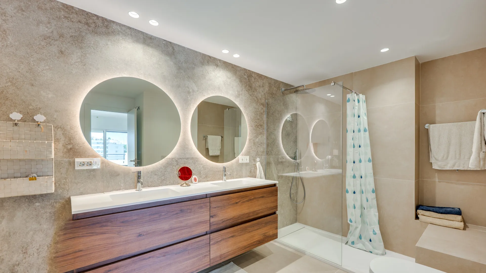 4 bedrooms duplex penthouse in Guadalmina Alta for sale