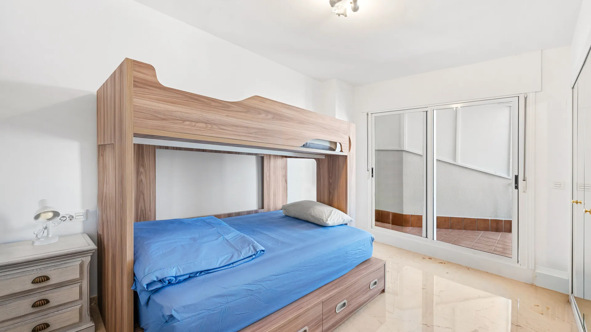 4 bedrooms duplex penthouse in Guadalmina Alta for sale