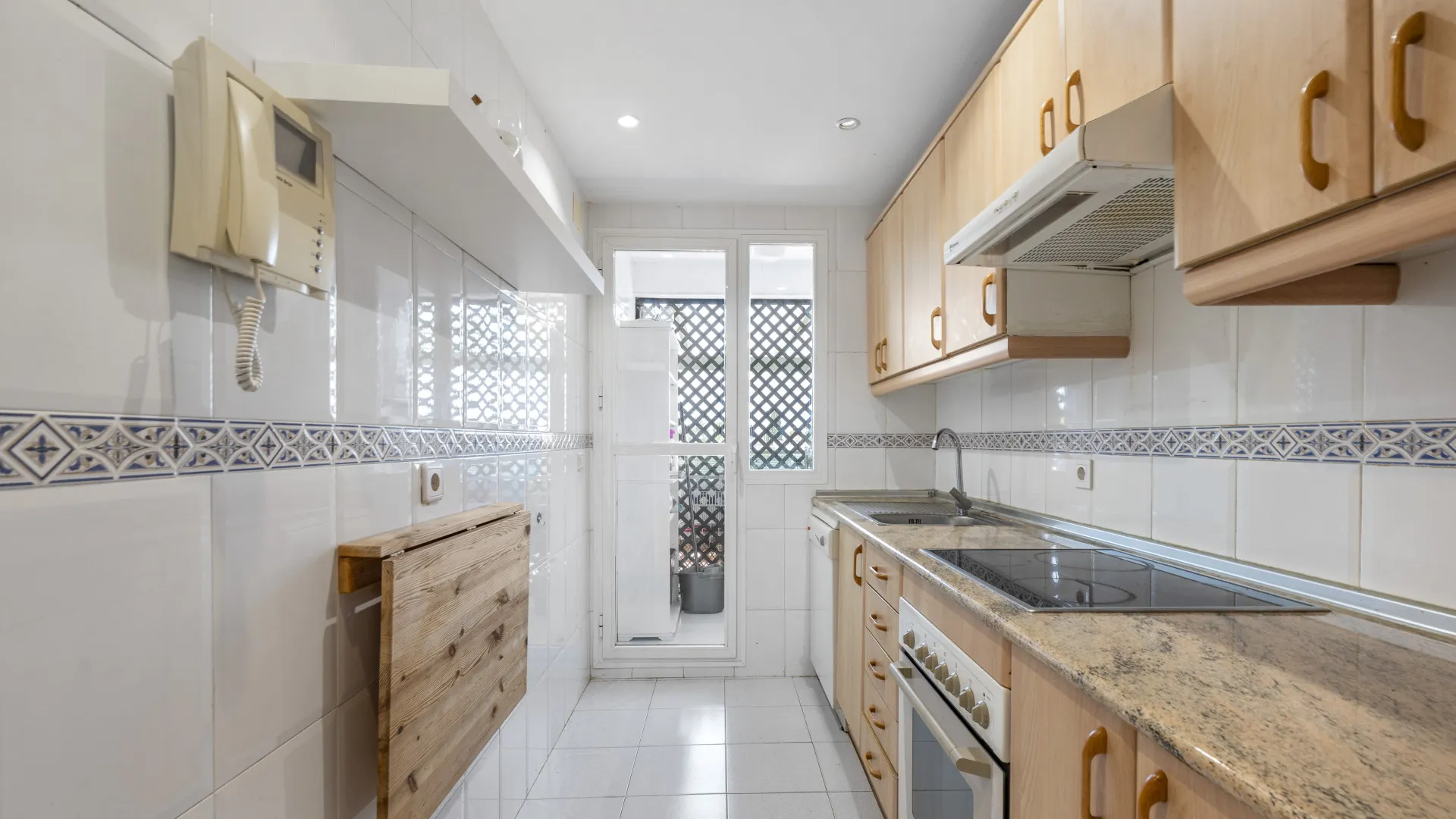 Apartamento en venta en Marbella con 2 dormitorios