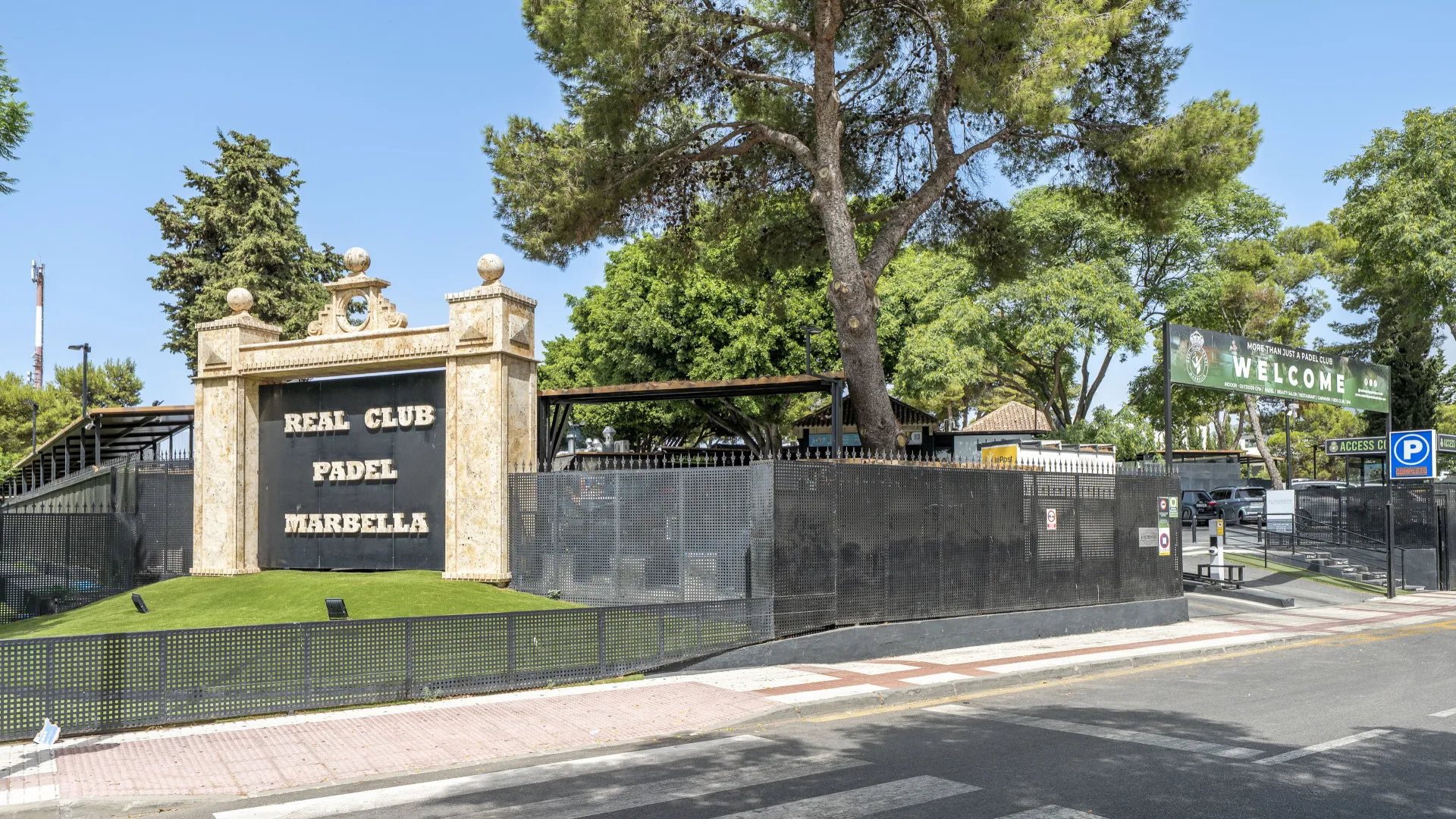 Apartamento en venta en Marbella con 2 dormitorios