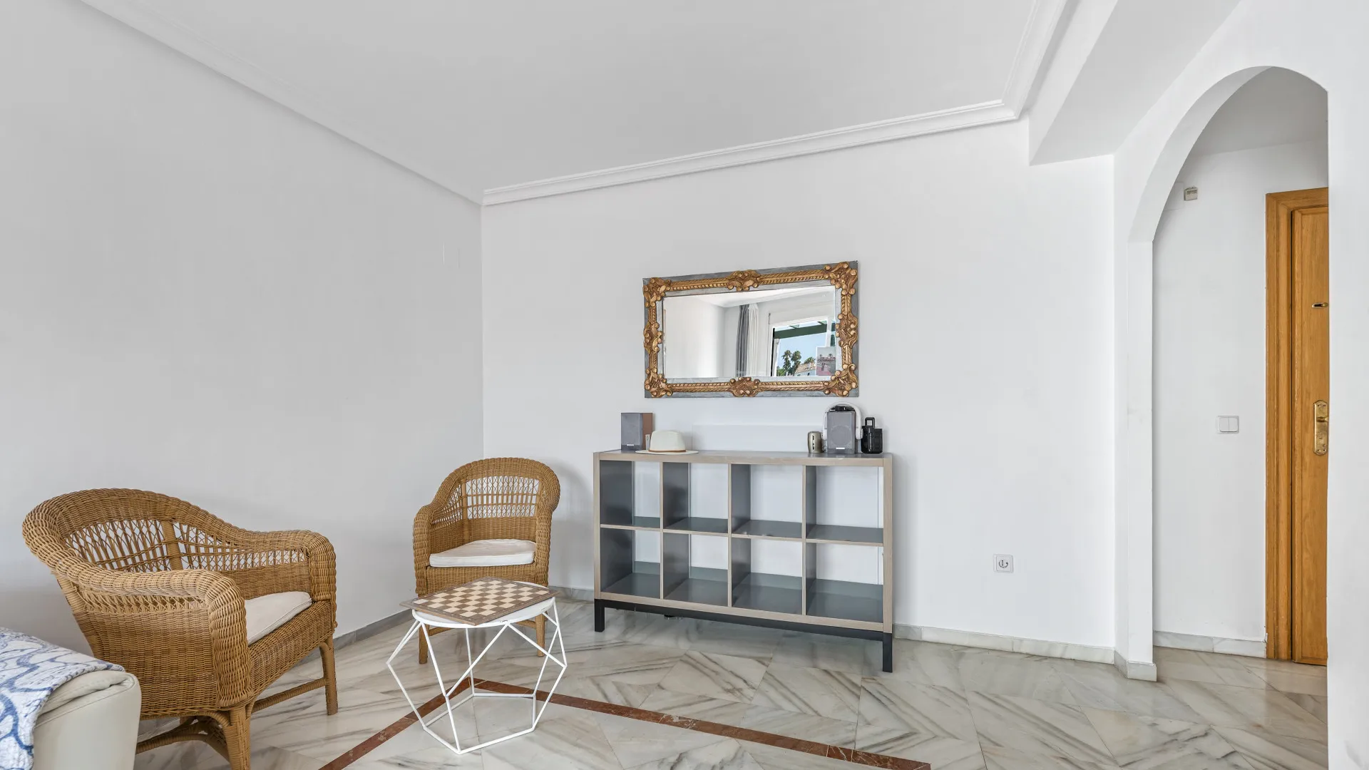 Apartamento en venta en Marbella con 2 dormitorios