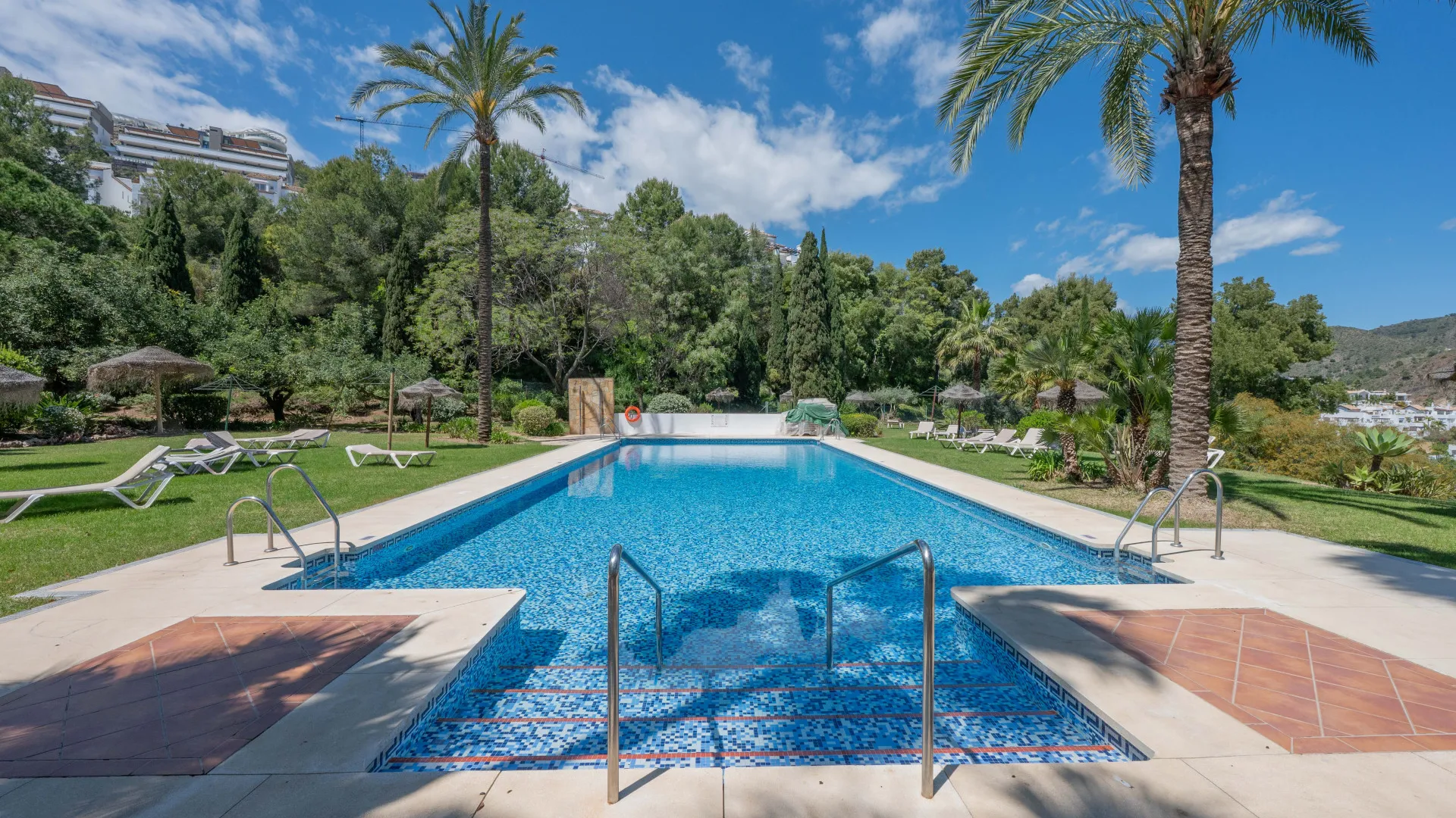 Se vende apartamento en Altos de La Quinta con 3 dormitorios